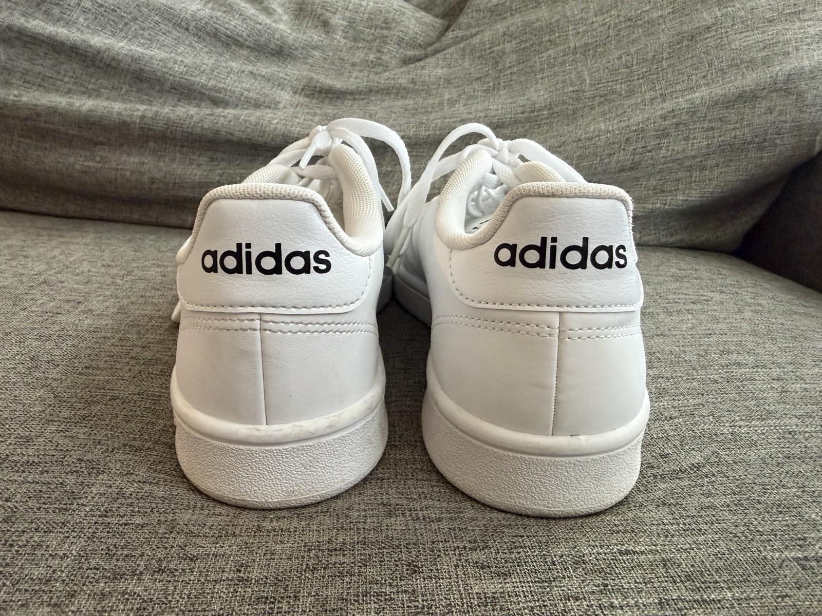 Adidas Grand Court 2.0. Sneakers Womens 8.5 White Black Stripes Excellent