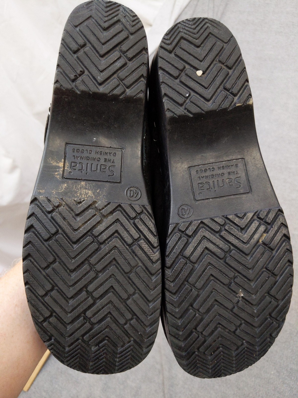 Sanita Shoes Womens Size 40 Black Textured Leather Clogs Comfort Work Danish EUC
