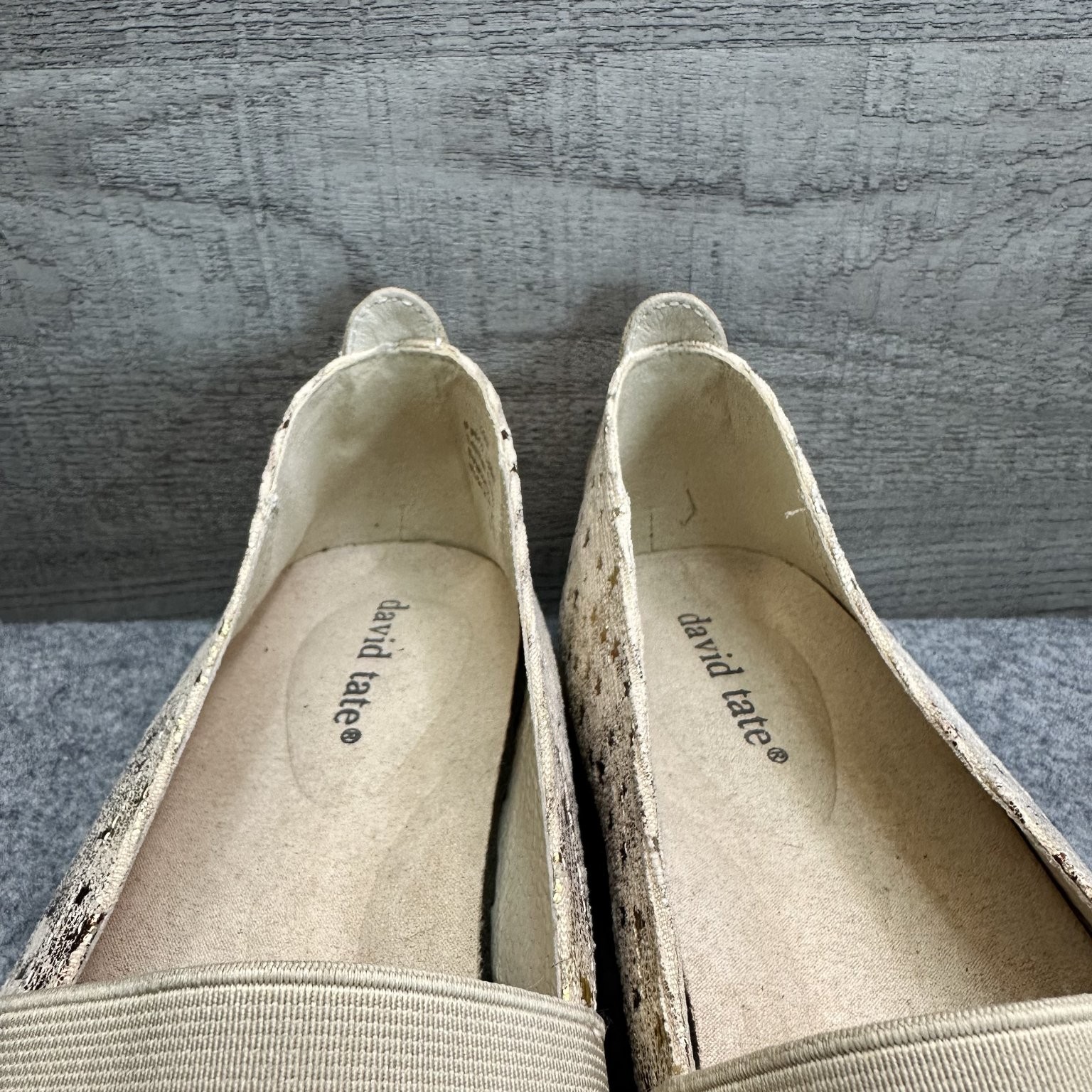 David Tate Women’s Comfort Shoes 10N Beige Star Print Slip-On Metalic Gold