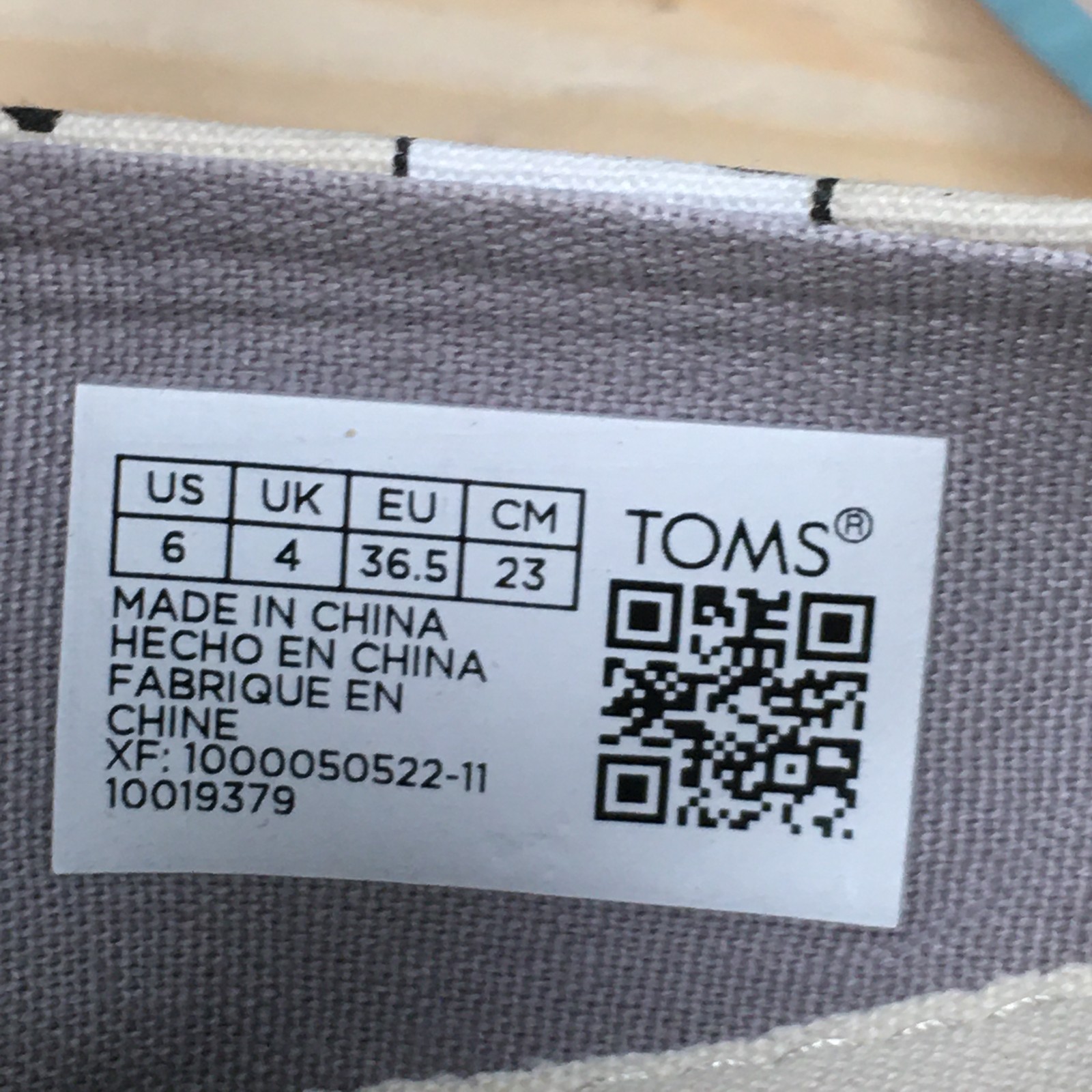 TOMS Belmont Shoes Womens 6 Halloween Cats Loafer Flats Beige Multicolor NEW