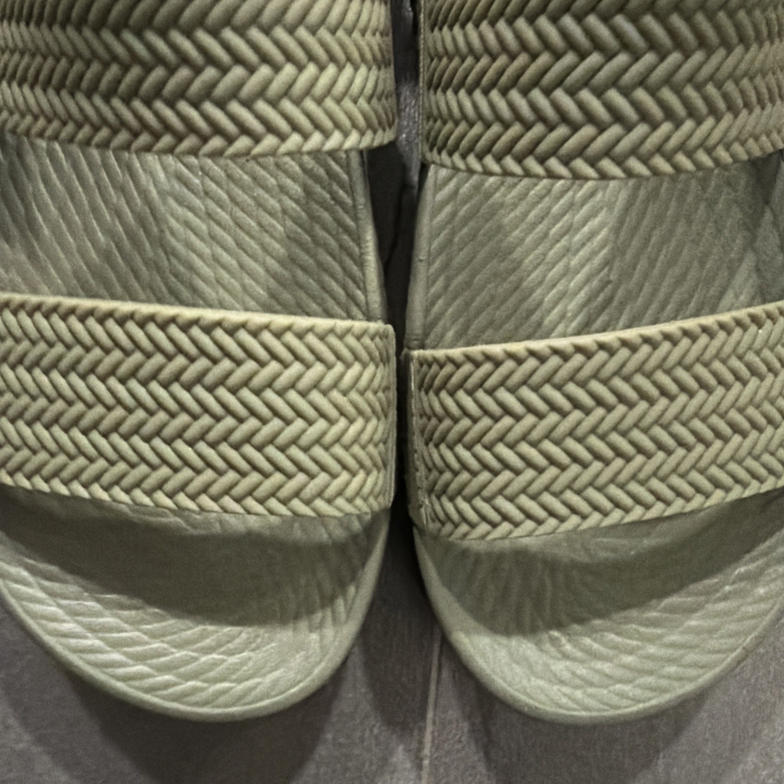 Reef Water Vista Sandals Womens Beach Outdoor Comfort Summer Olive Green Size 6