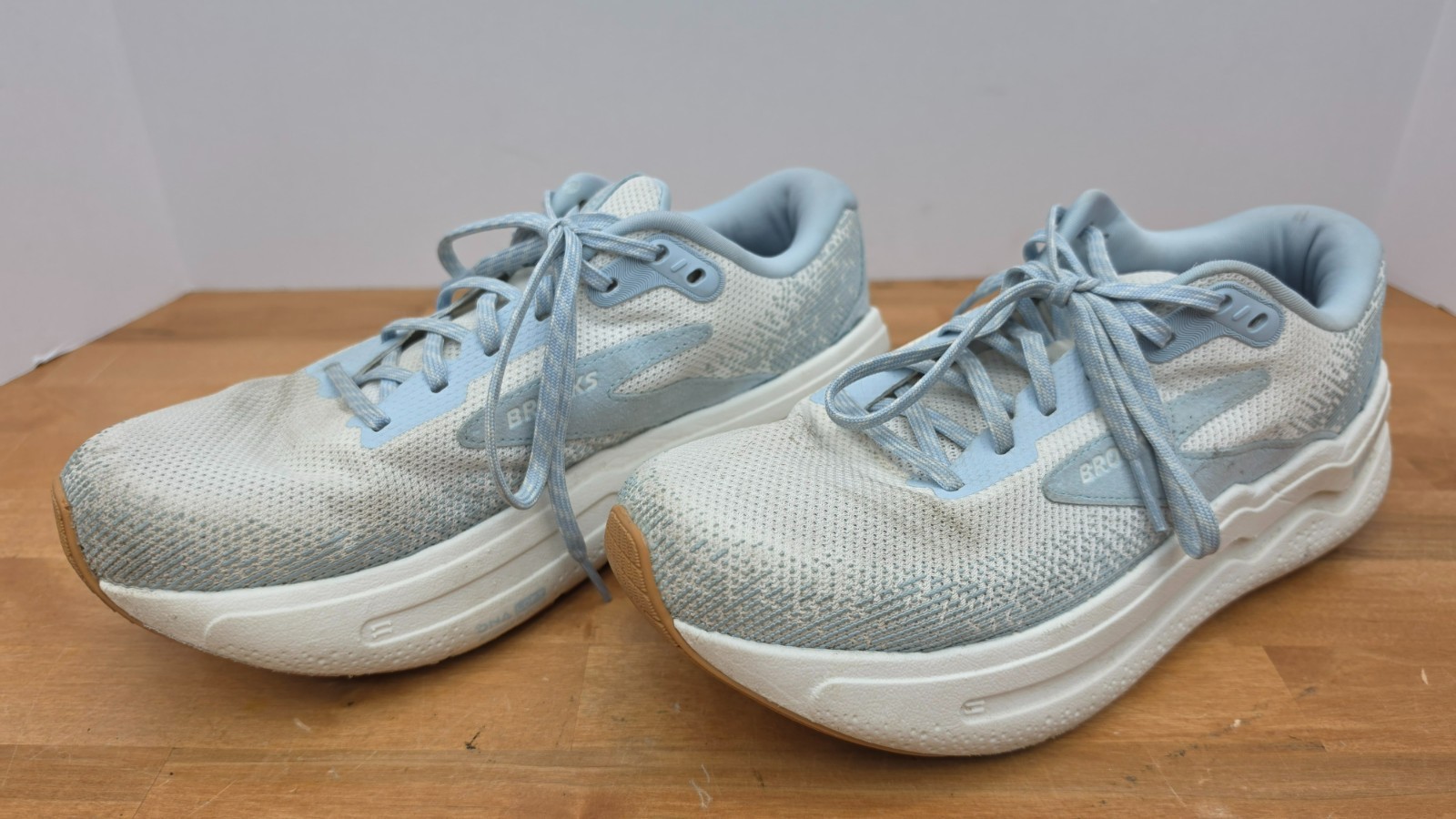 Brooks Shoes White Mesh Ghost Max Running Athletic Sneakers Sz 8