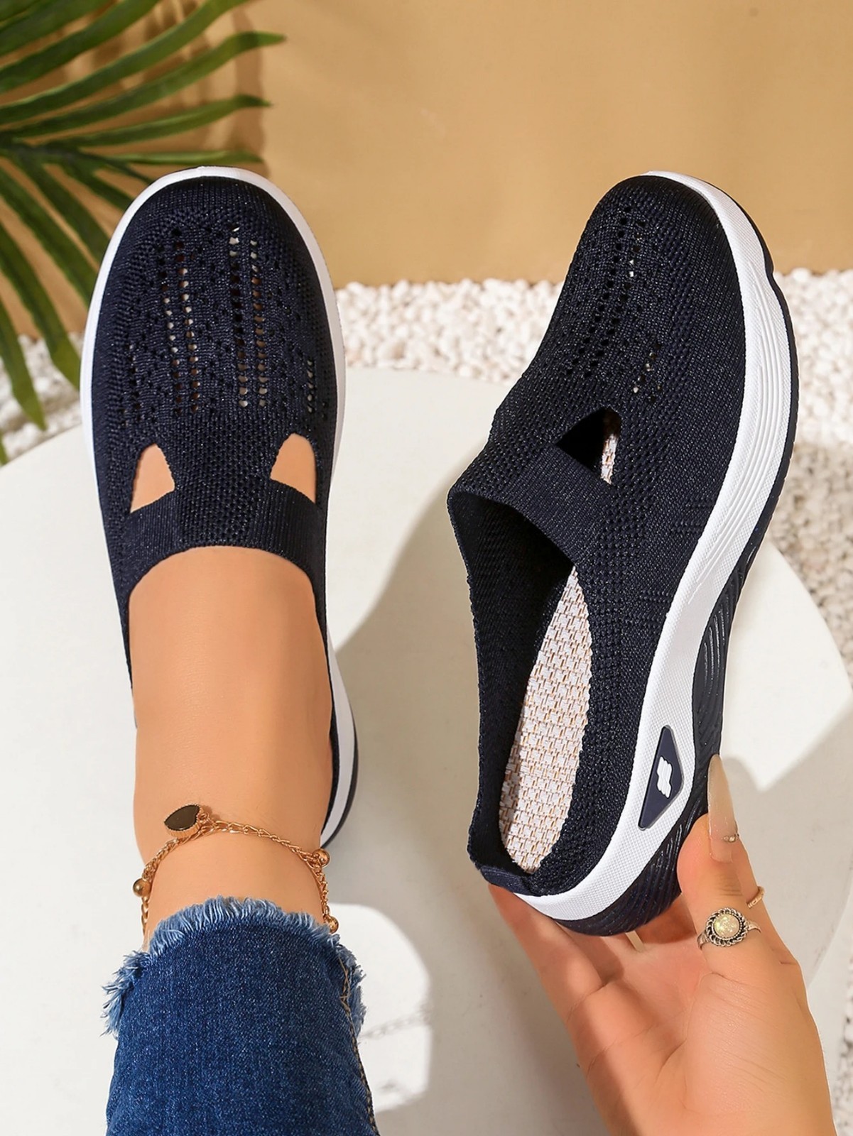 Women Mesh Slip On Walking Shoes Breathable Comfort Casual Sneakers Flats