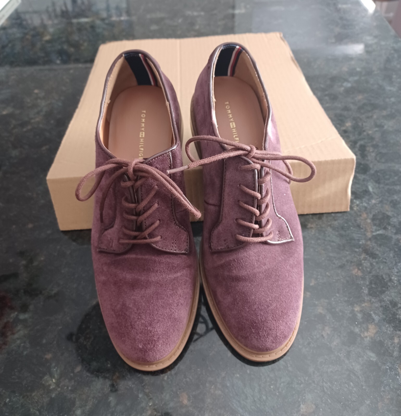 Tommy Hilfiger , Woman Size 7, Deep Purple, On Trend, Oxford Style , Suede