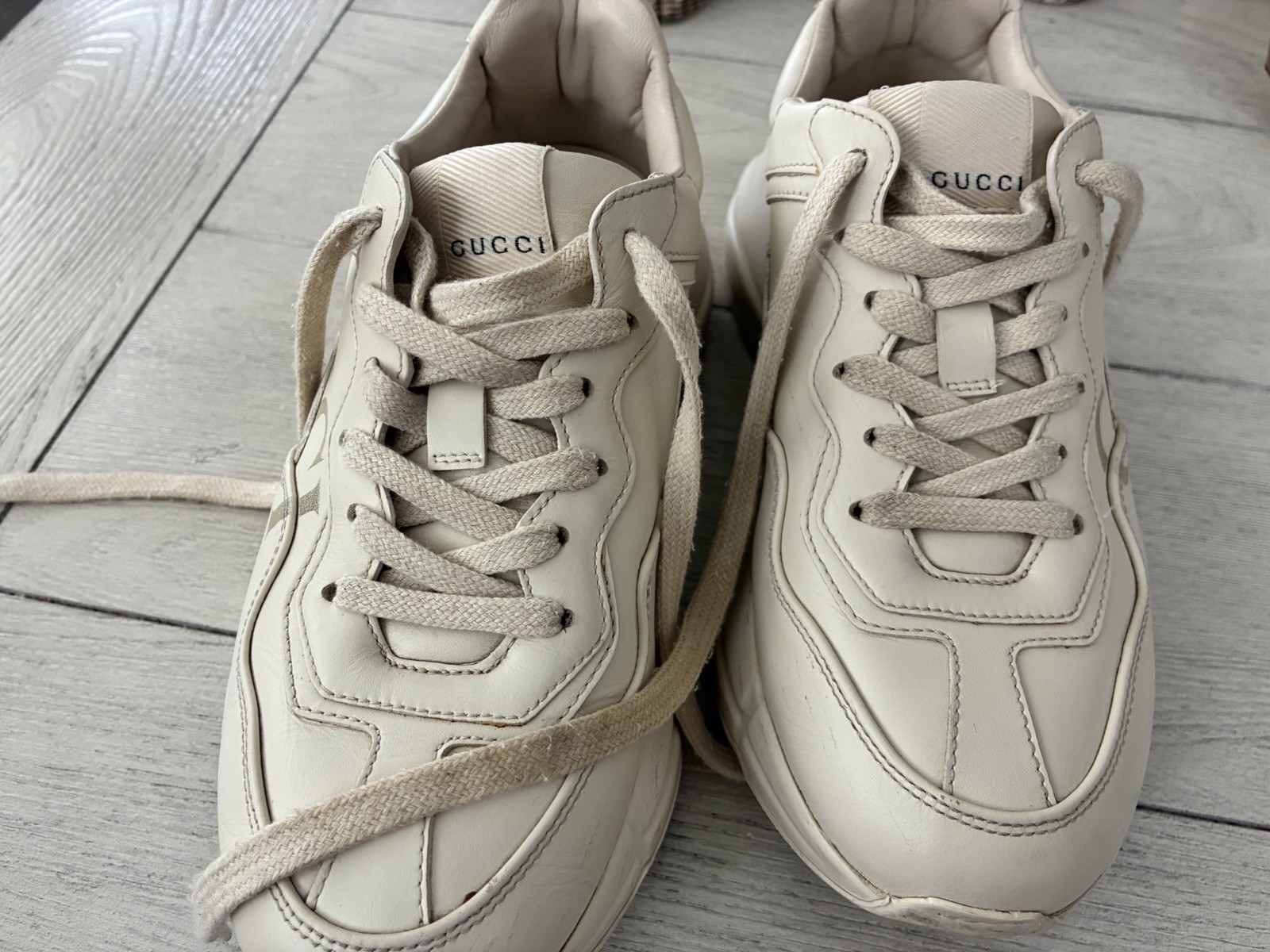 Gucci Rhyton Beige Logo Red-Green Stripe Leather Women’s Casual Sneakers