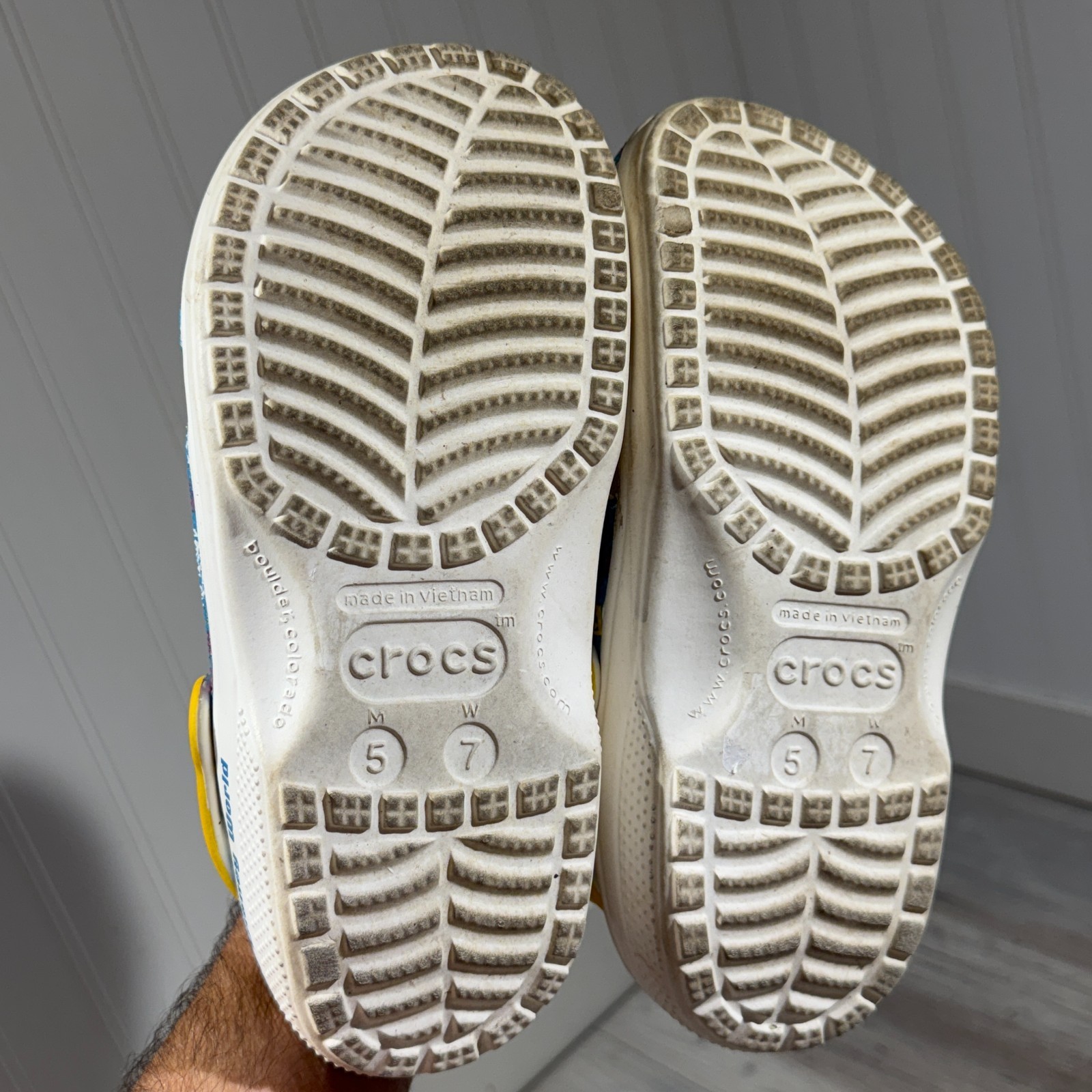 Walt Disney World Crocs Clogs Adults Vault Collection 50 Size M5/W7