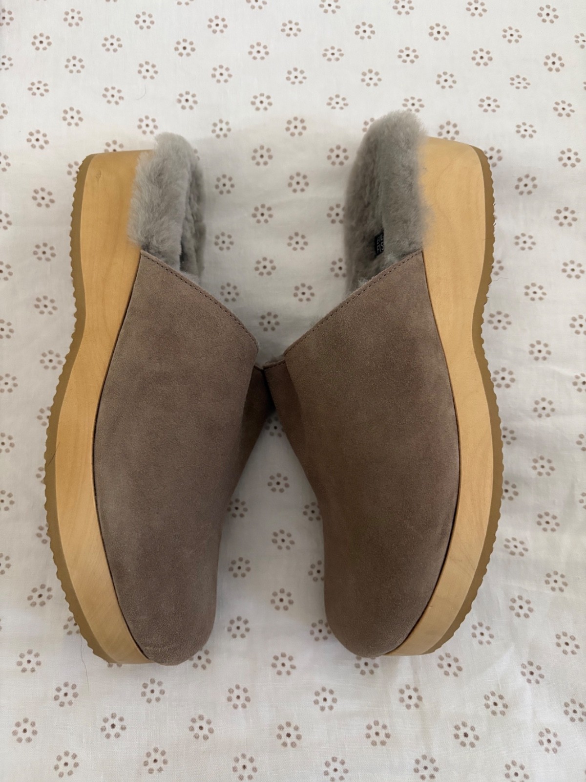 Eileen Fisher Suede Shearling Wood Heel Clogs Shoes Size 9M Light Brown NIB