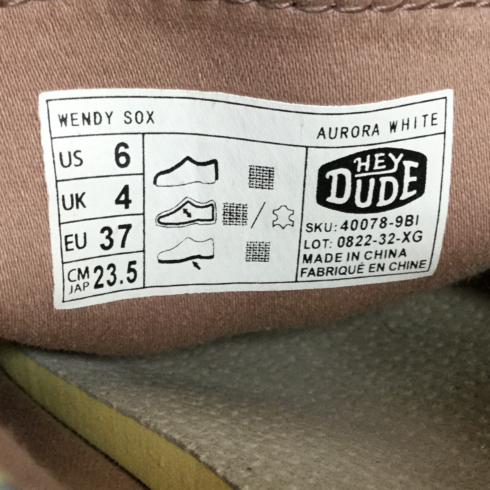 Hey Dude Wendy Sox Aurora White Womens Sz 6 Slip-On Pastel Rainbow Casual Shoes