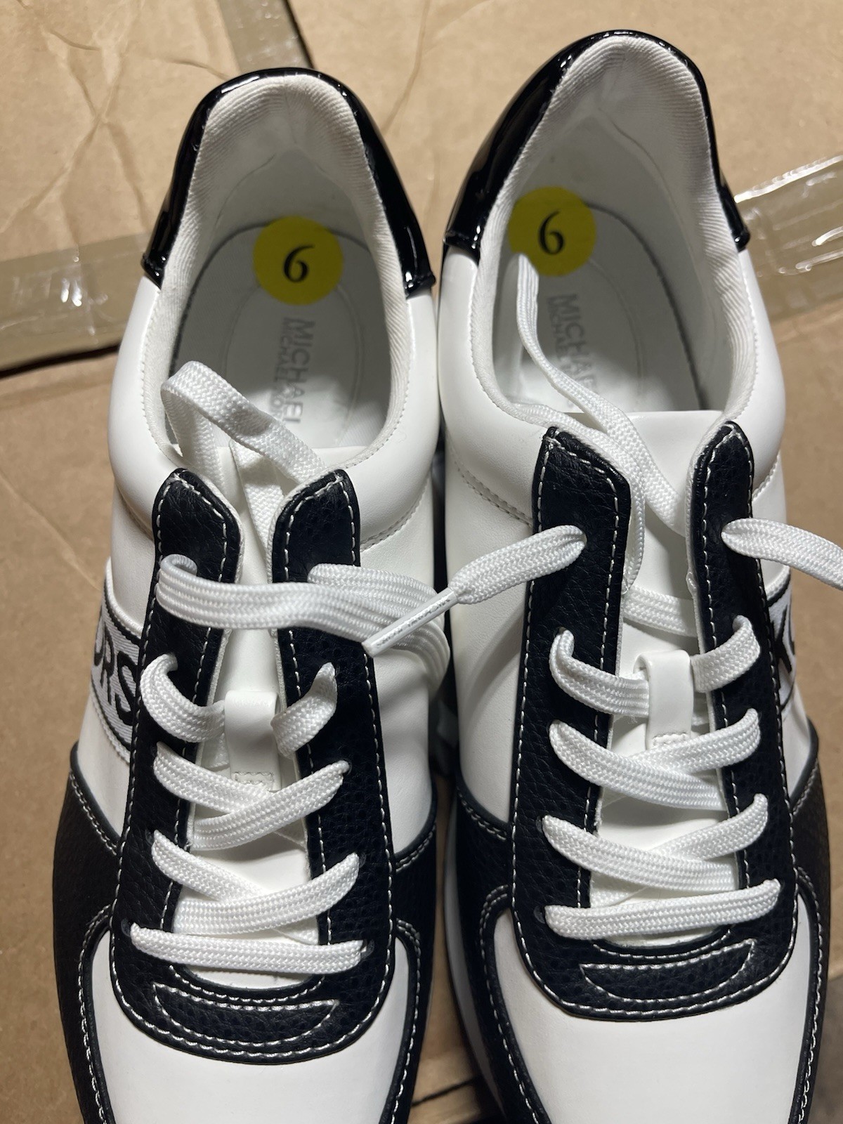 Michel Kros Womens Shoes Size 9 Brand New No Box Never Worn