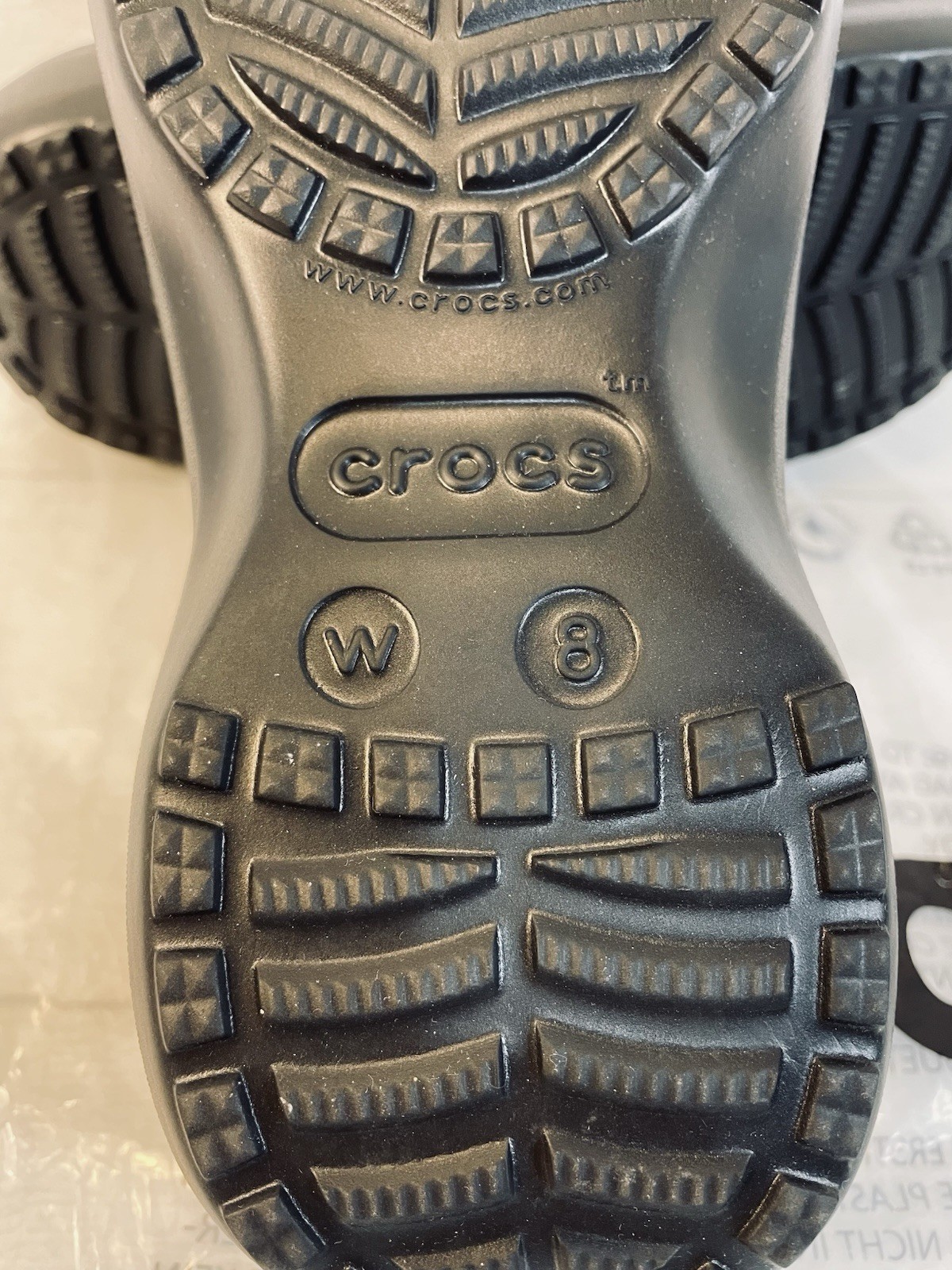 Crocs Women’s Sherpa Lined All Black Noir Platform Clogs Size 8 Brand New