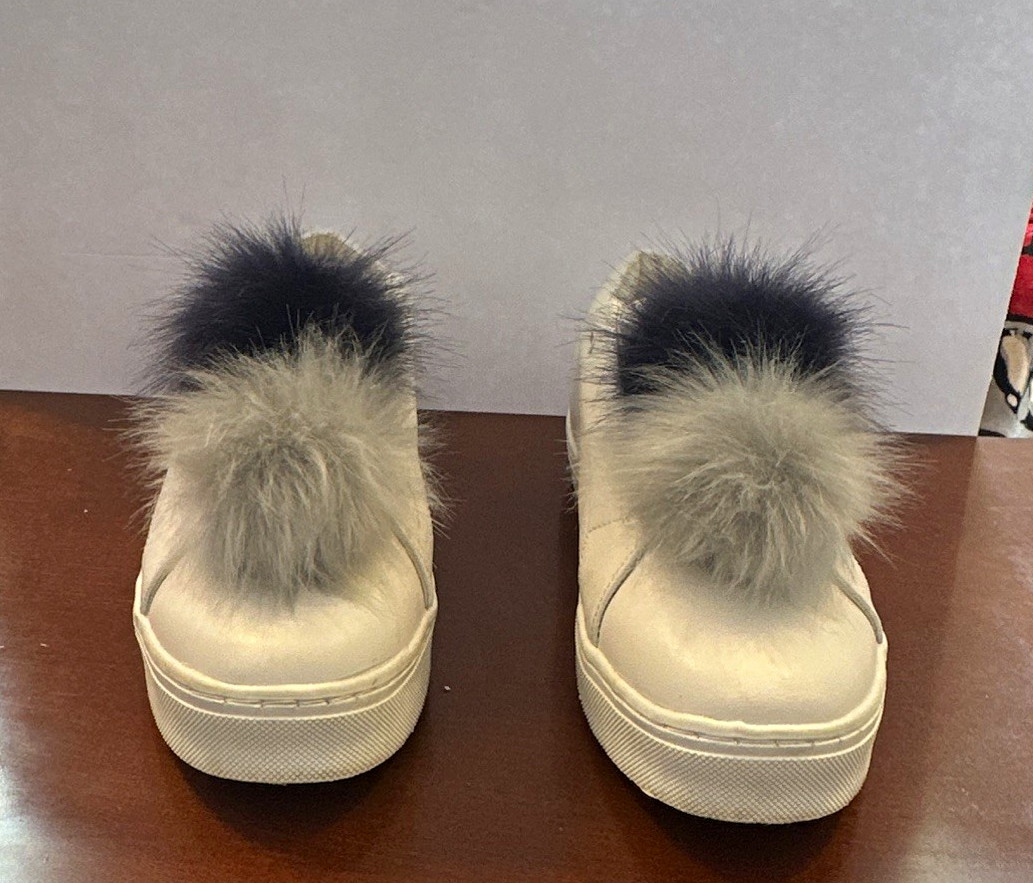 Sam Edelman Women’s White Slip-On Leather Sneakers Faux Fur Pom US 10M