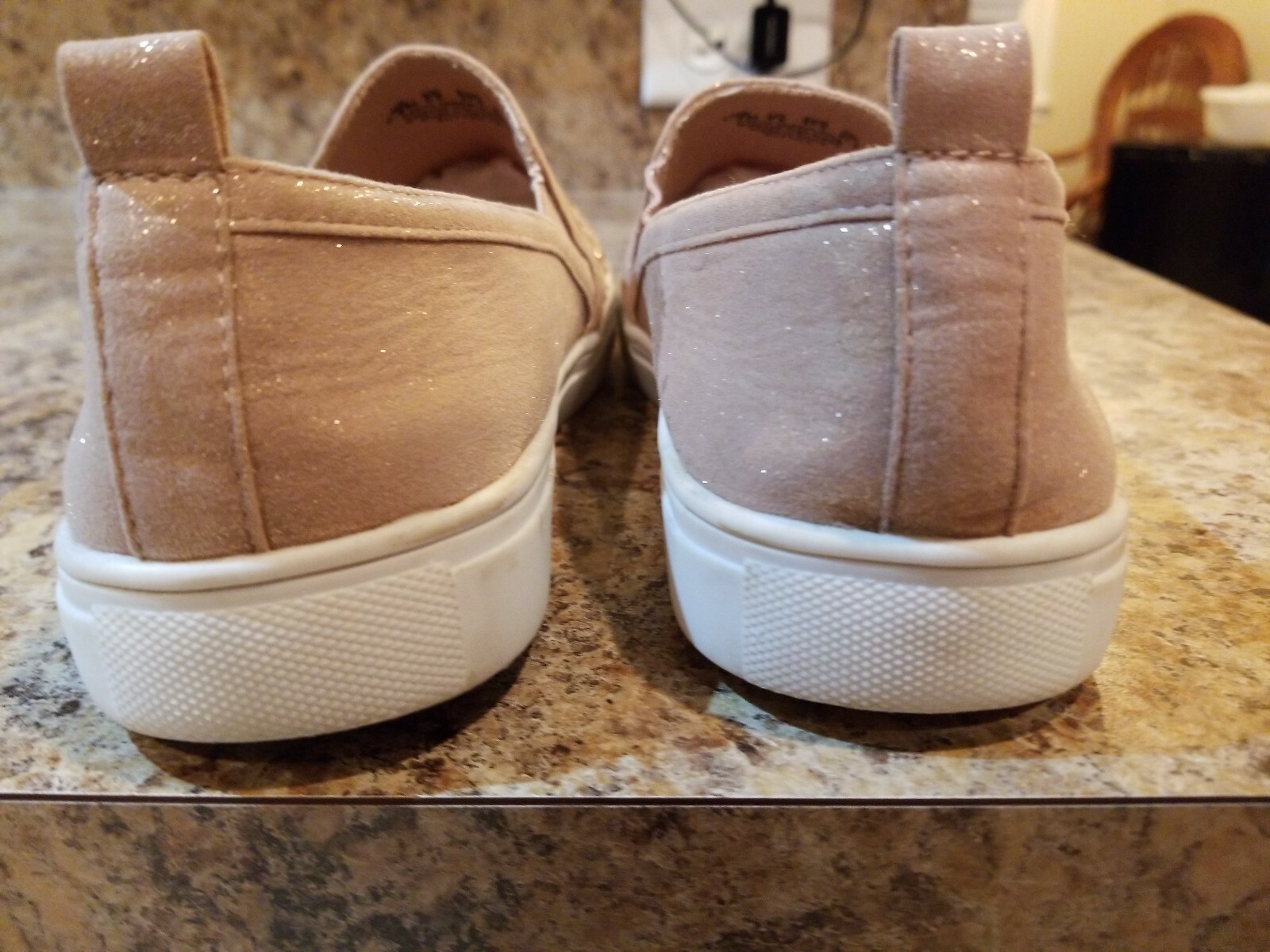Carlos by Carlos Santana Women’s Sutton Sneaker, 7.5 Rose Gold Rhinestones