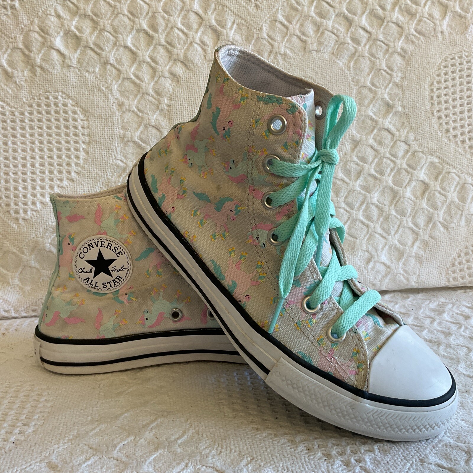 Converse All Star Chuck Taylor Unicorn High Tops Junior Size 3 Aqua Pink