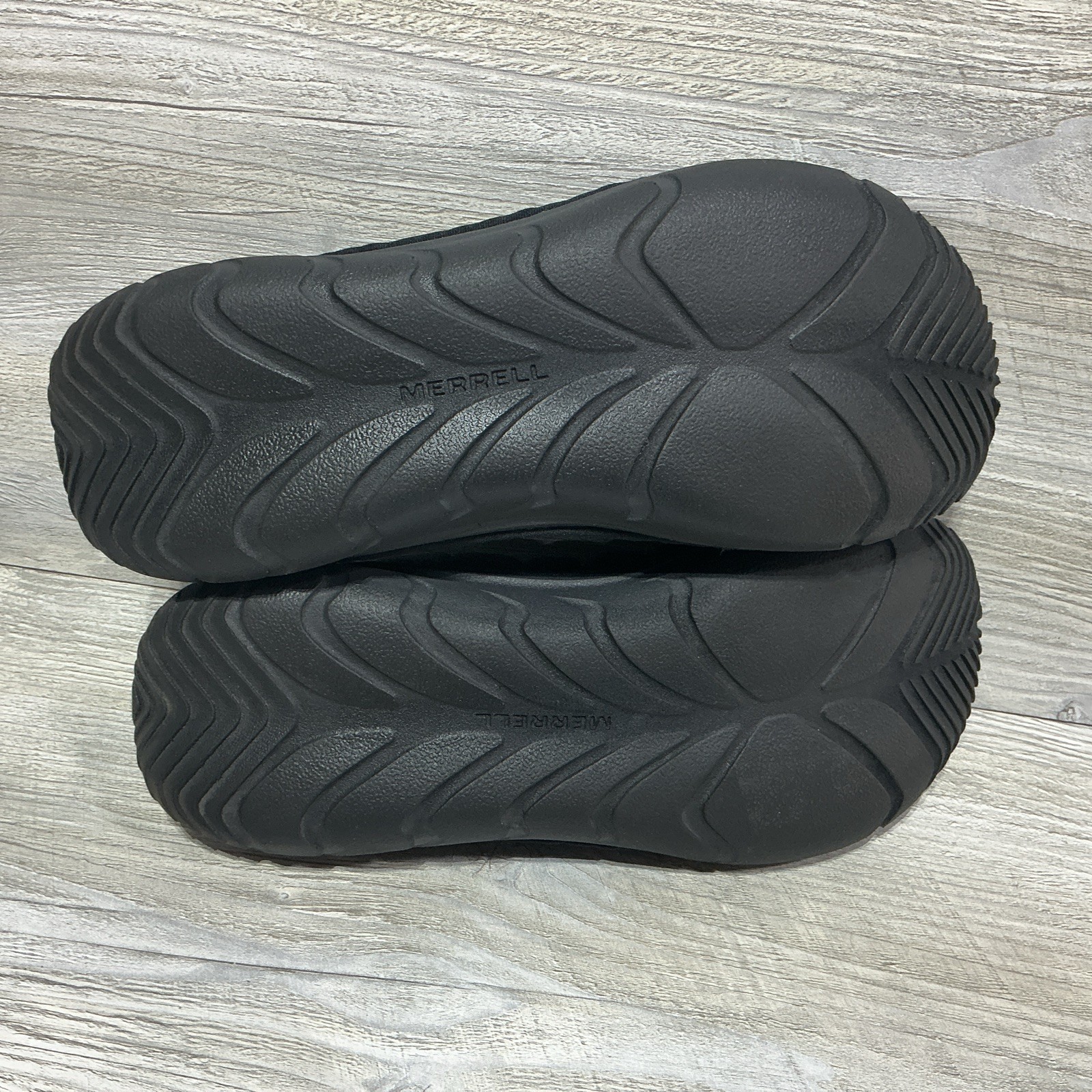 Merrell Hut Moc Slip On Shoes Triple Black Quilted Nylon J90802 Womens Size 10
