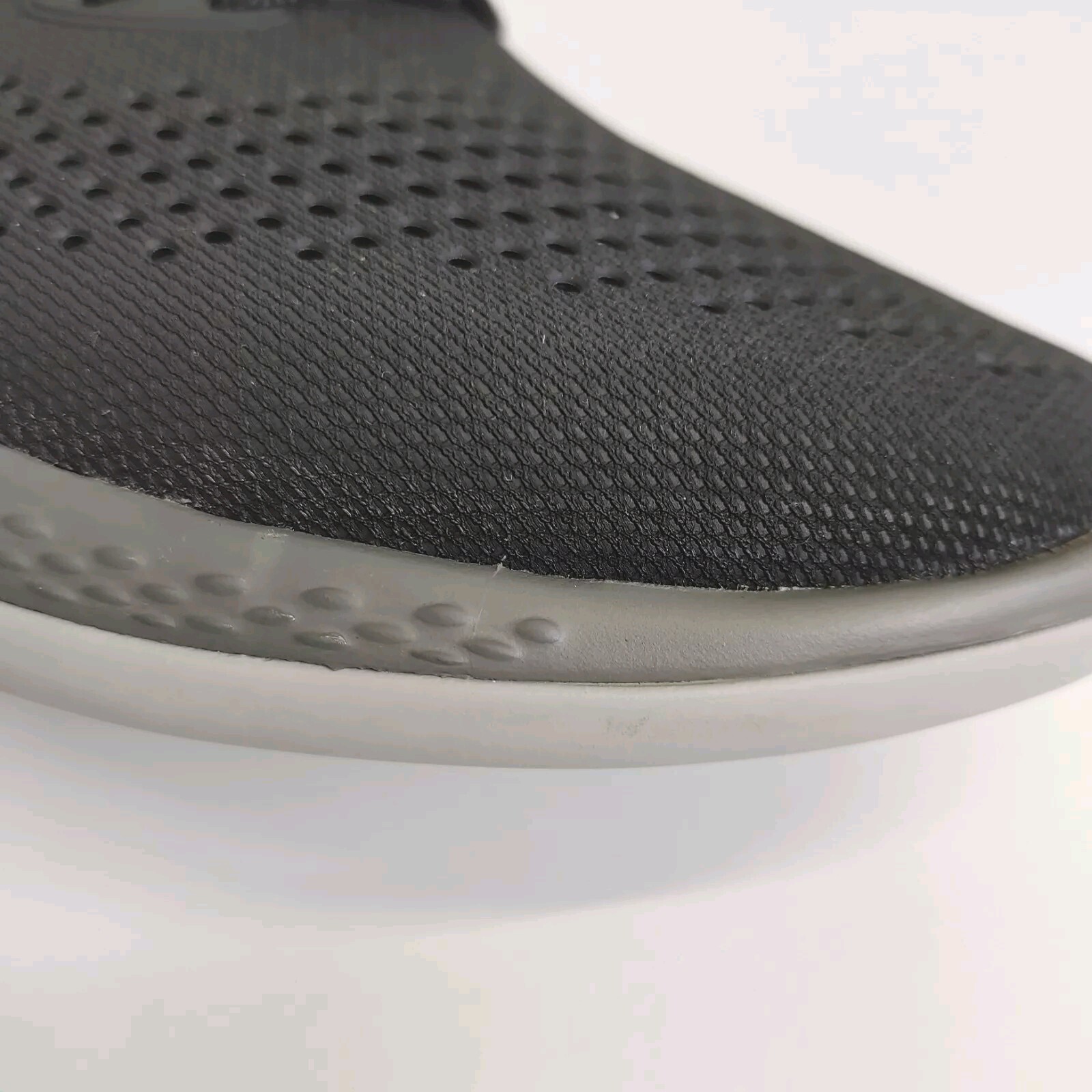 Crocs Women’s Literide 360 Pacer Shoes Size 10 Black/Slate Grey