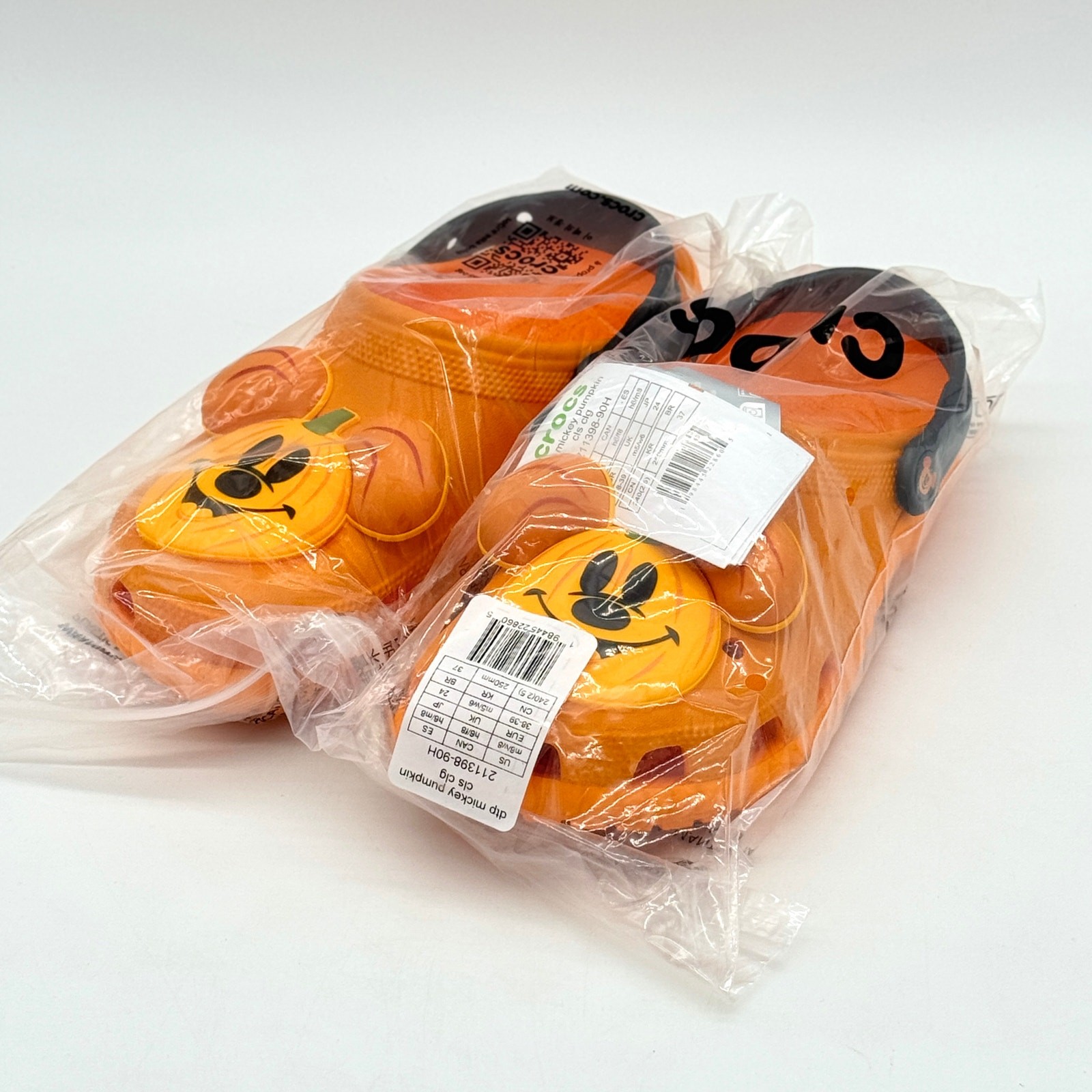 Disney Mickey Mouse Jack O’ Lantern Pumpkin Orange Halloween Crocs M 6 / W 8 NEW