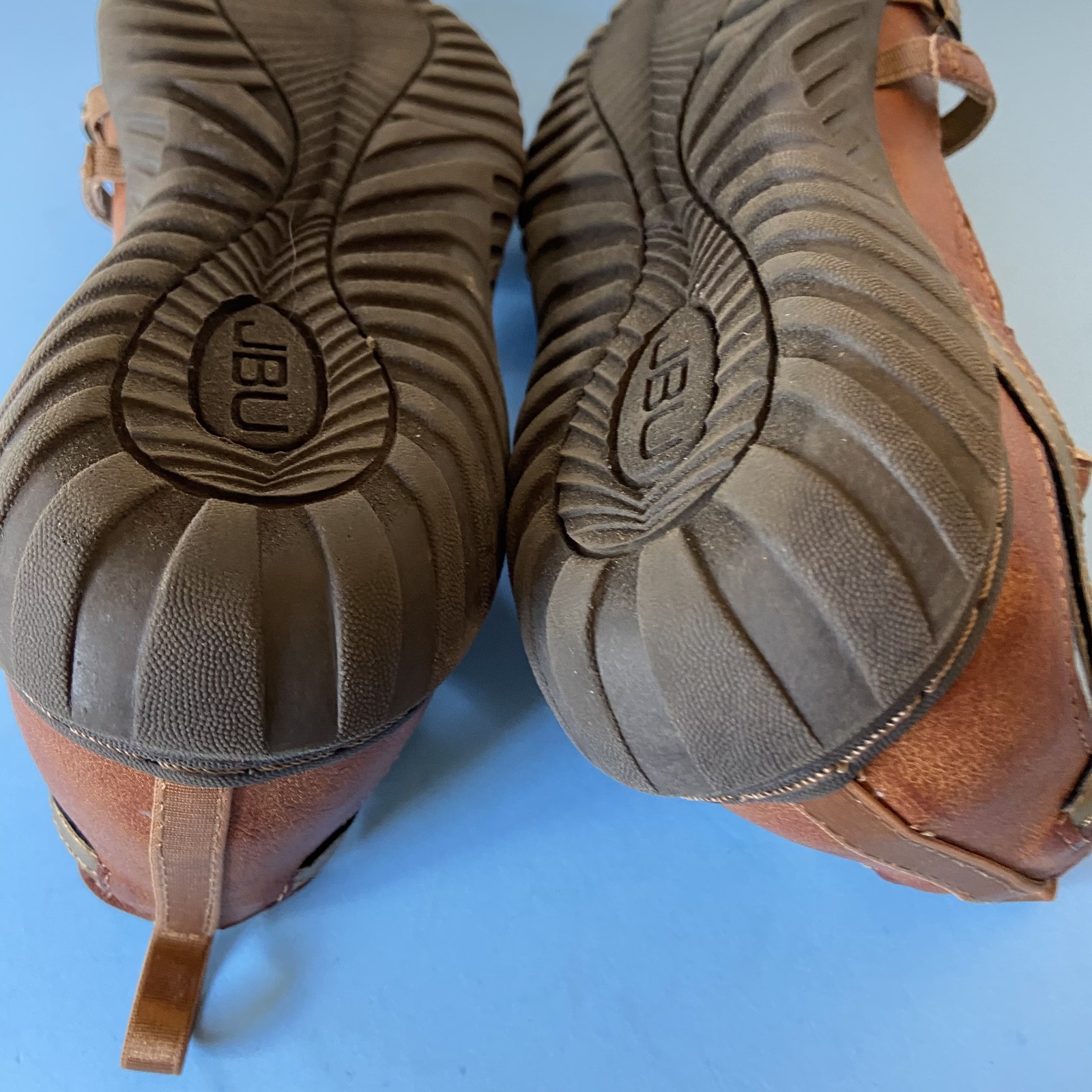 JBU by Jambu Shoes Womens Sz 8.5 Dove Memory Foam Soles Brown Copper T Strap