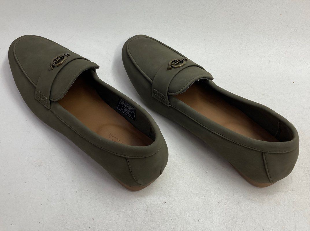 Nautica Nottaway Olive Green Women’s Loafers Drivers Size 8.5