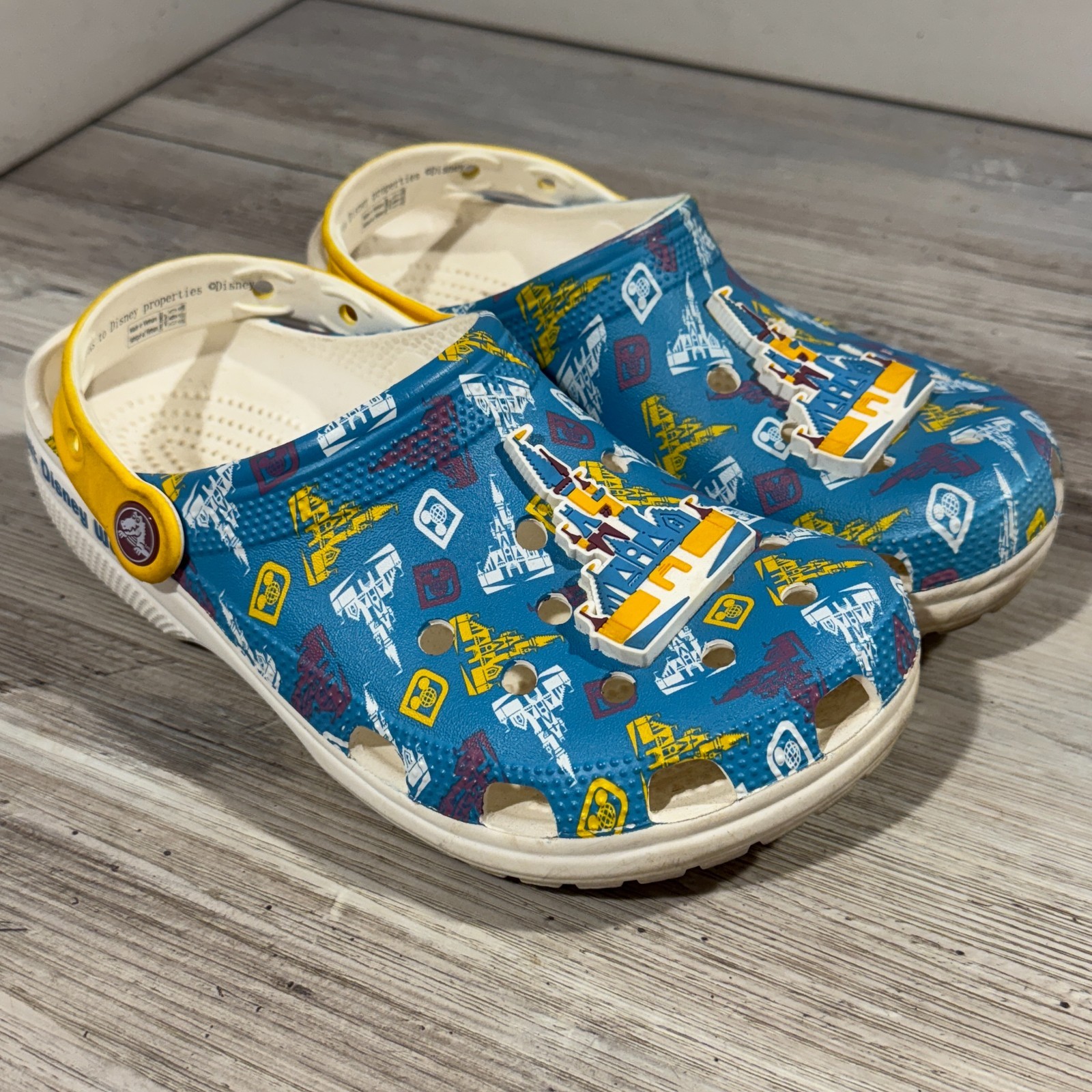 Walt Disney World Crocs Clogs Adults Vault Collection 50 Size M5/W7