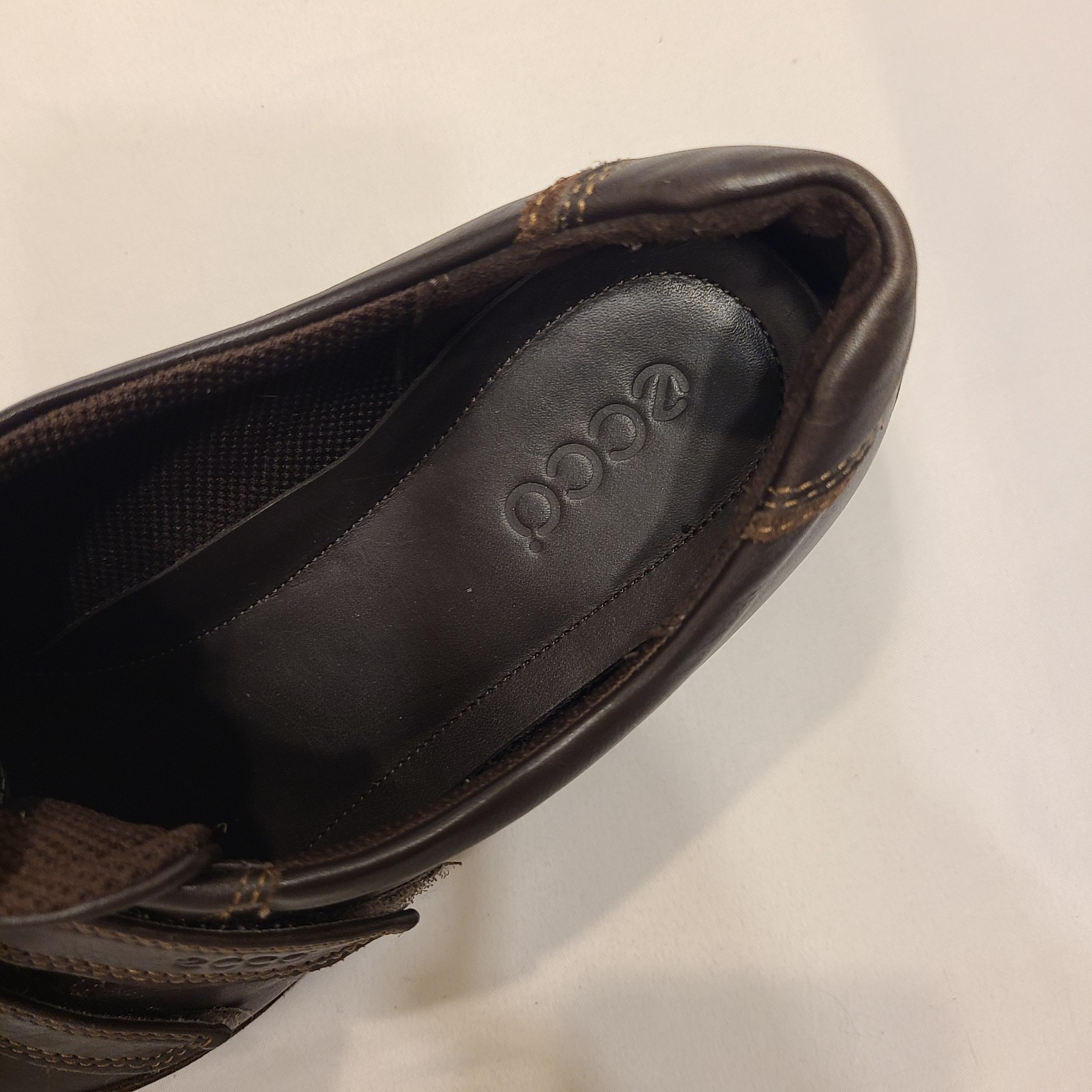 ECCO Women’s Shoe Brown Leather Adjustable Straps – Size US 10-10.5 (EU 41)