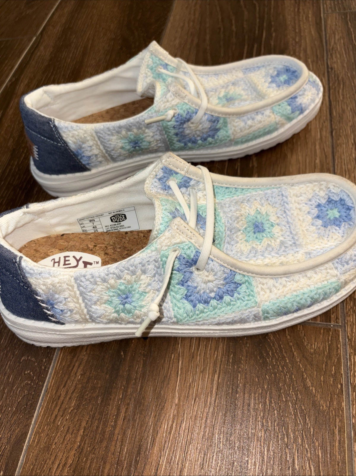 hey dude wendy 9 Cottage Crochet Bay Blue NWOB