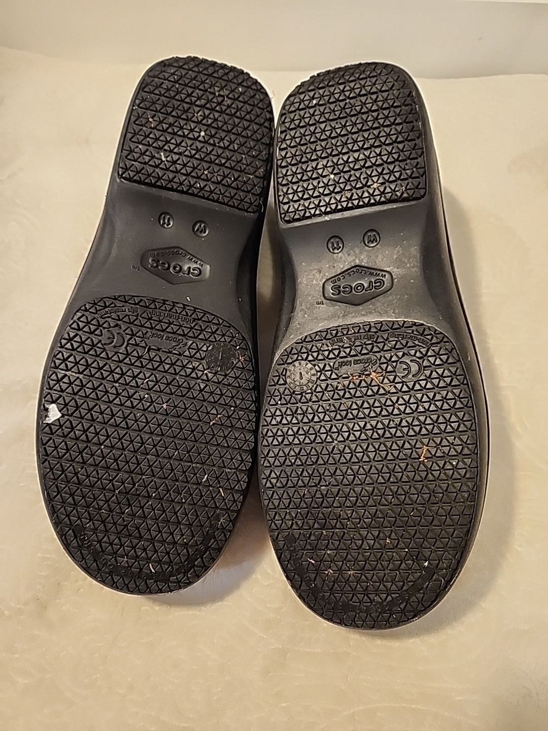 Slip on Summer Crocs neria pro ii Graphic Clog Size 11 Psychedelic Pattern Shoes