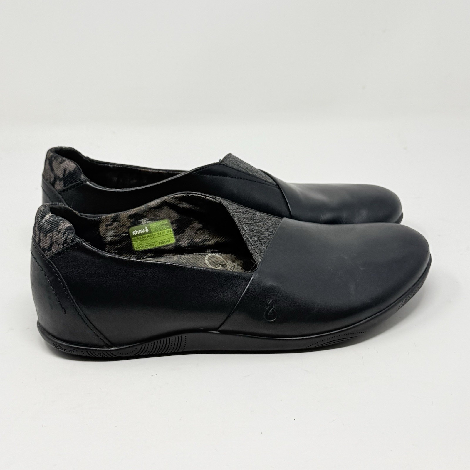 Ahnu Tola Slip On Shoes Womens 9.5 Black Leather Casual Comfort Walking Office