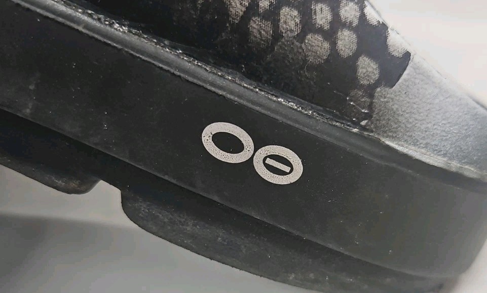 OOFOS Clogs black and gray reptile pattern Animal Print Women’s size 8 GUC