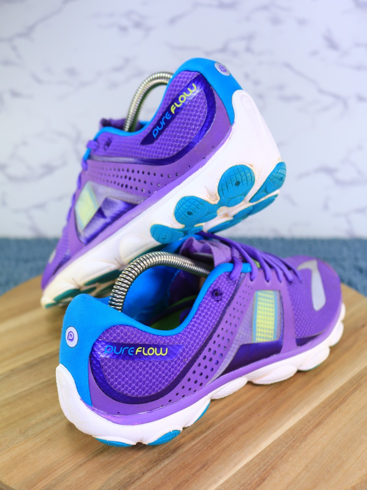 Brooks Pure Flow Mesh Purple Neon Green Low Running Sneaker 1201801b524 Womens 9