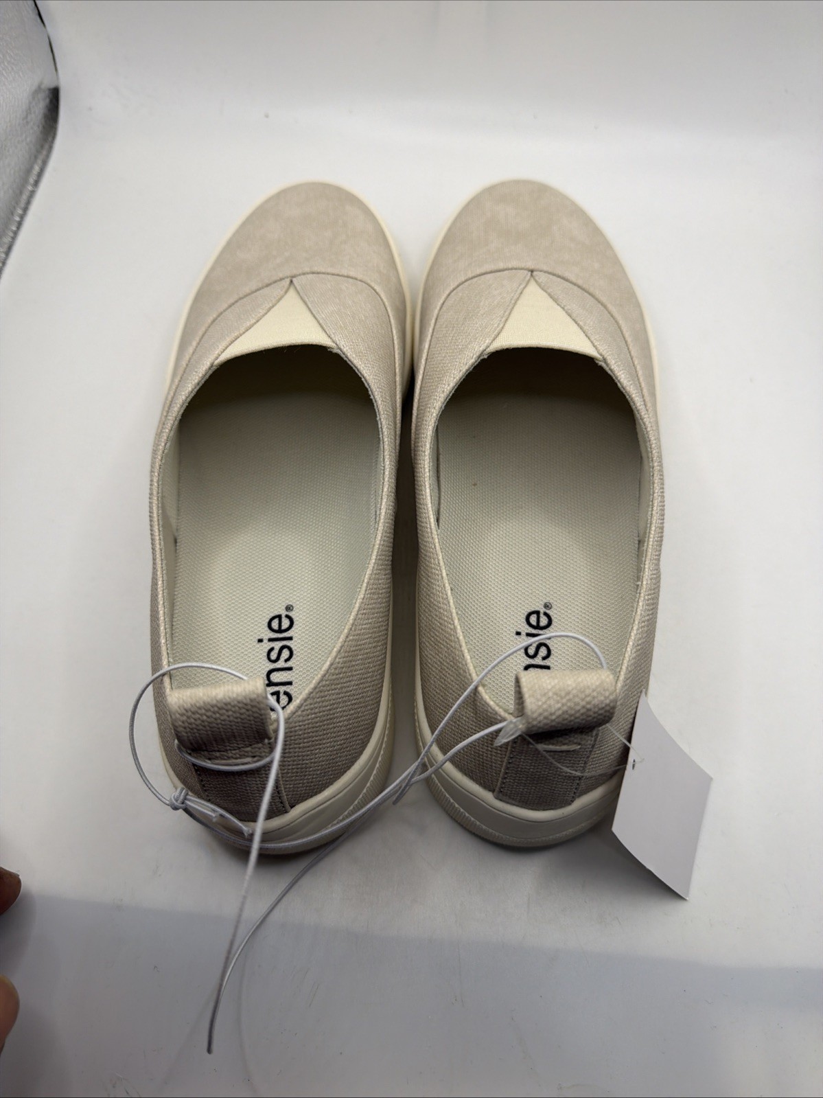Kensie Ladies Size 6 Salia Beige Slip On Loafers. Easy On And Flexible.