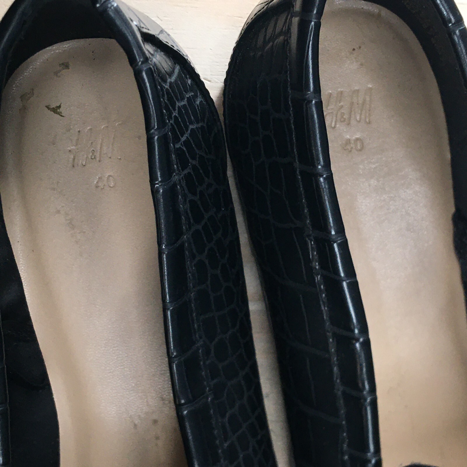H&M Shoes Womens 9 Bit Loafers Black Faux Leather Almond Toe Casual Comfort