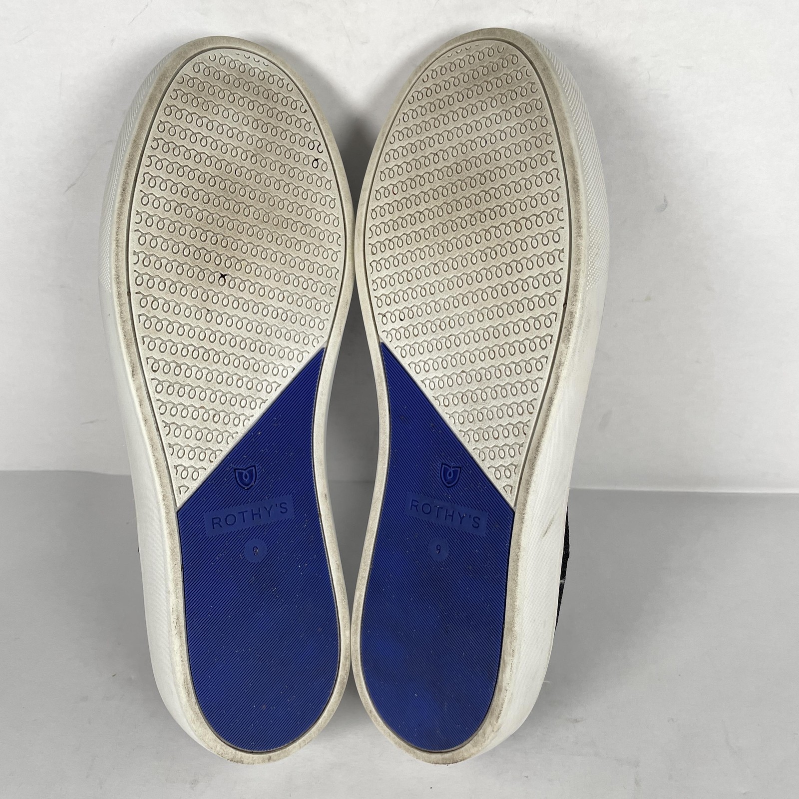 Rothy’s Shoes Womens Size 9 Black White Blue Slip On Sneakers Sustainable Knit