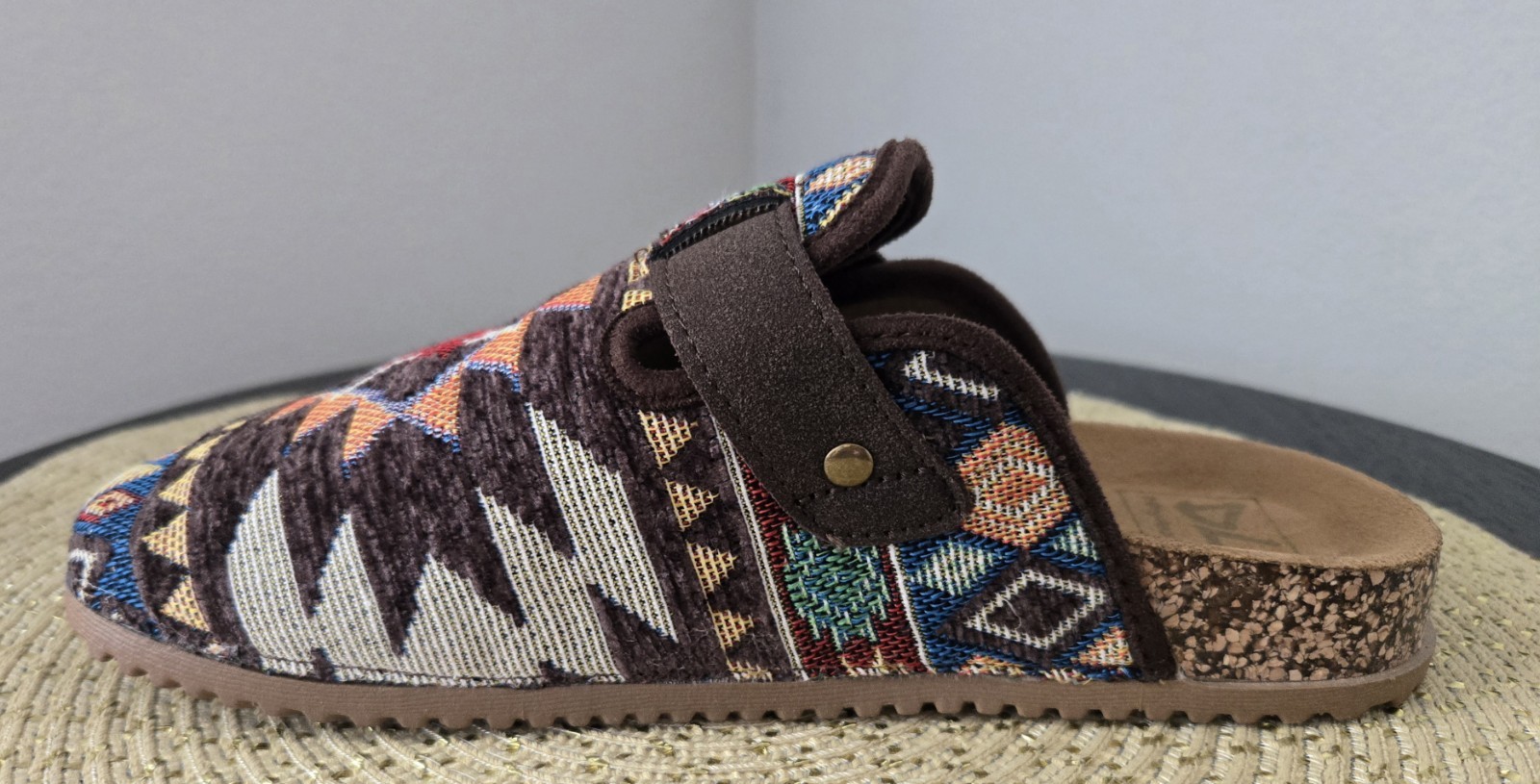 Dirty Laundry Bohemian Tapestry AZTEC Pattern Slide On Clogs Womens US 7 Artsy