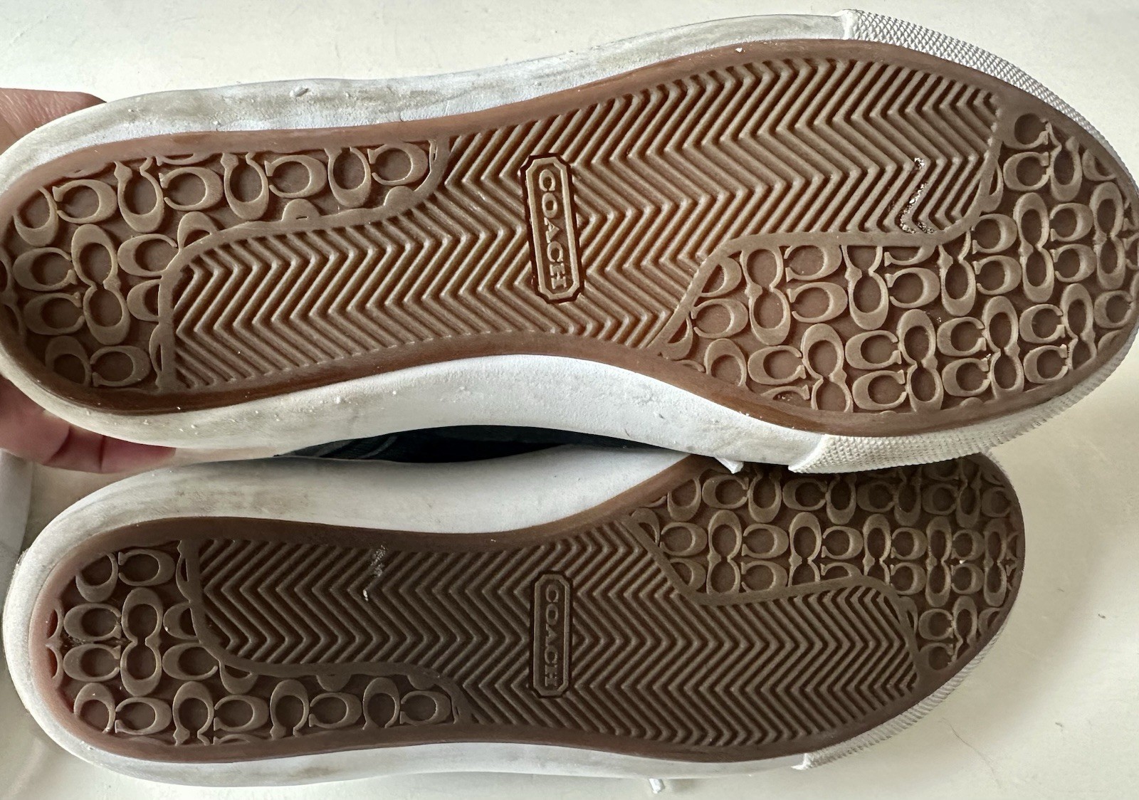 Coach Women’s Lesley Q1402 Signature Sneaker Shoe Black Brown Lot 2 – SIZE 6.5