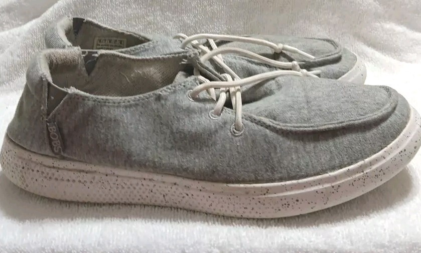 SKECHERS WOMEN’S BOBS SKIPPER- BEACH CAMP MEMORY FOAM- Boat Shoes WALKING SHOES