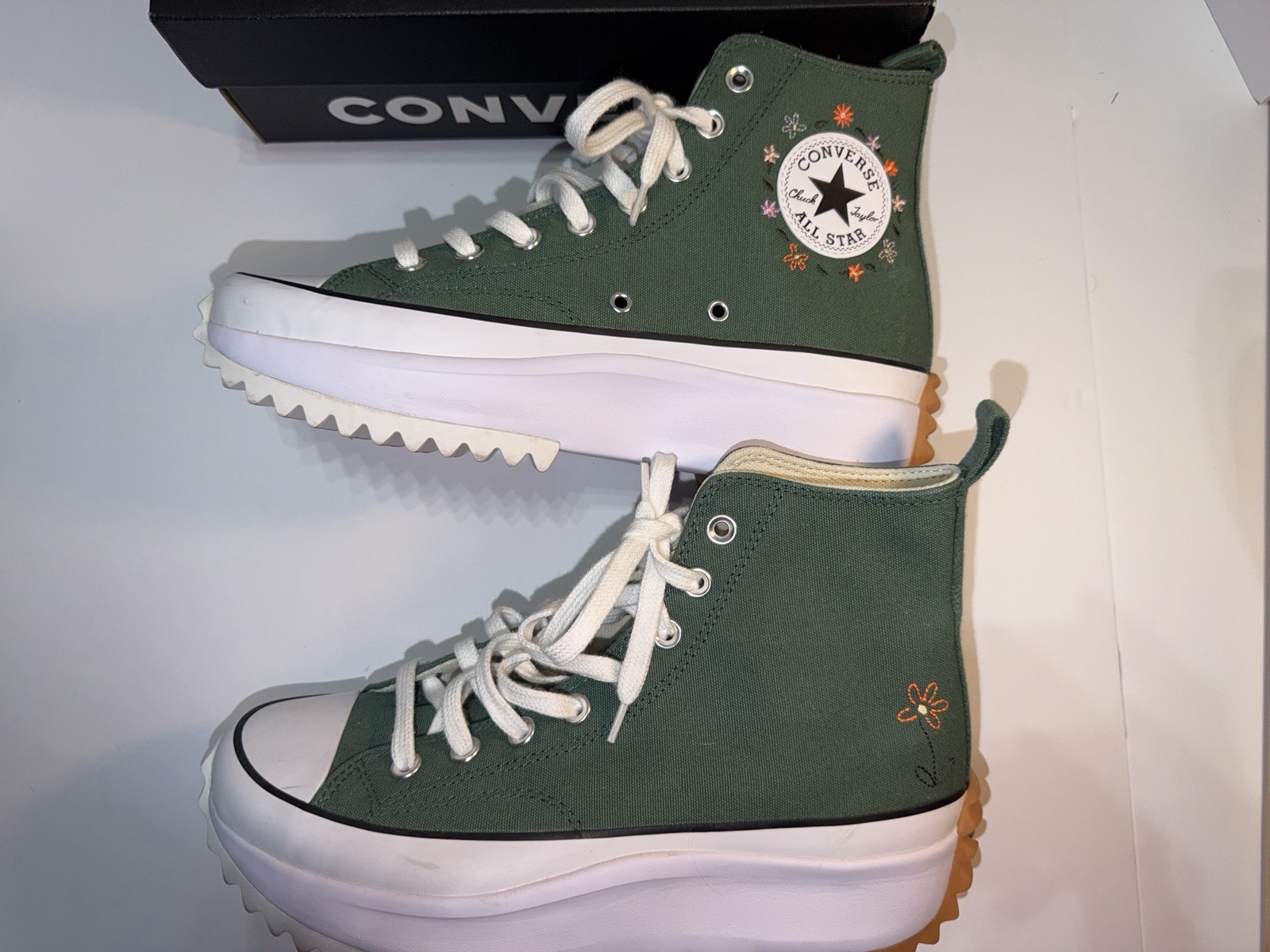 NEW Women’s CONVERSE Run Star Hike Little Flowers Stars A11562C Shoes FREE SHIP