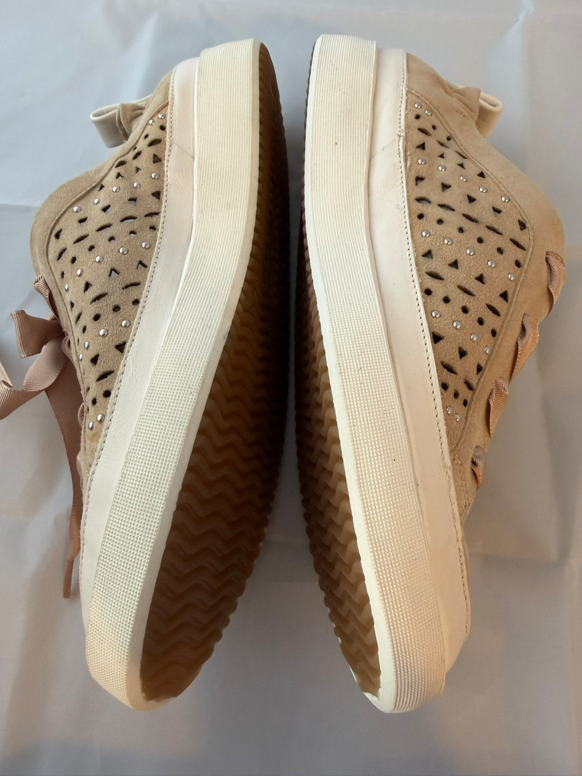 SoftWaves Women’s 7.87.41 Camel/Off White Shoe, Size 41 (10 US) NEW