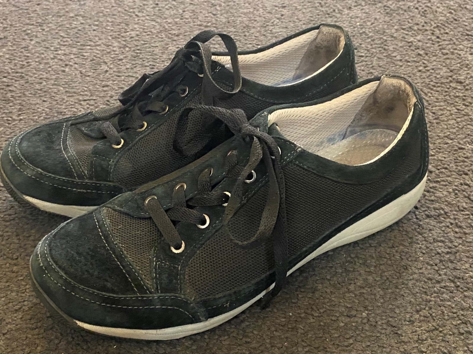 Dansko Sneakers Women’s Size 10.5-11 Suede Textile Lace Up Black Flats
