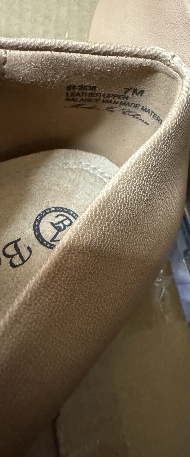 Bella Vita Jerrica Comfort Loafers Saddle Leather Tan Slip On Womens Size 7 NWOT