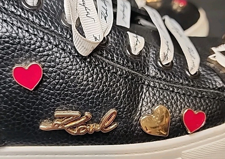 Karl Lagerfeld Women’s Size 7.5 Black Cate Pins K22 Tennis Shoes Charms Leather