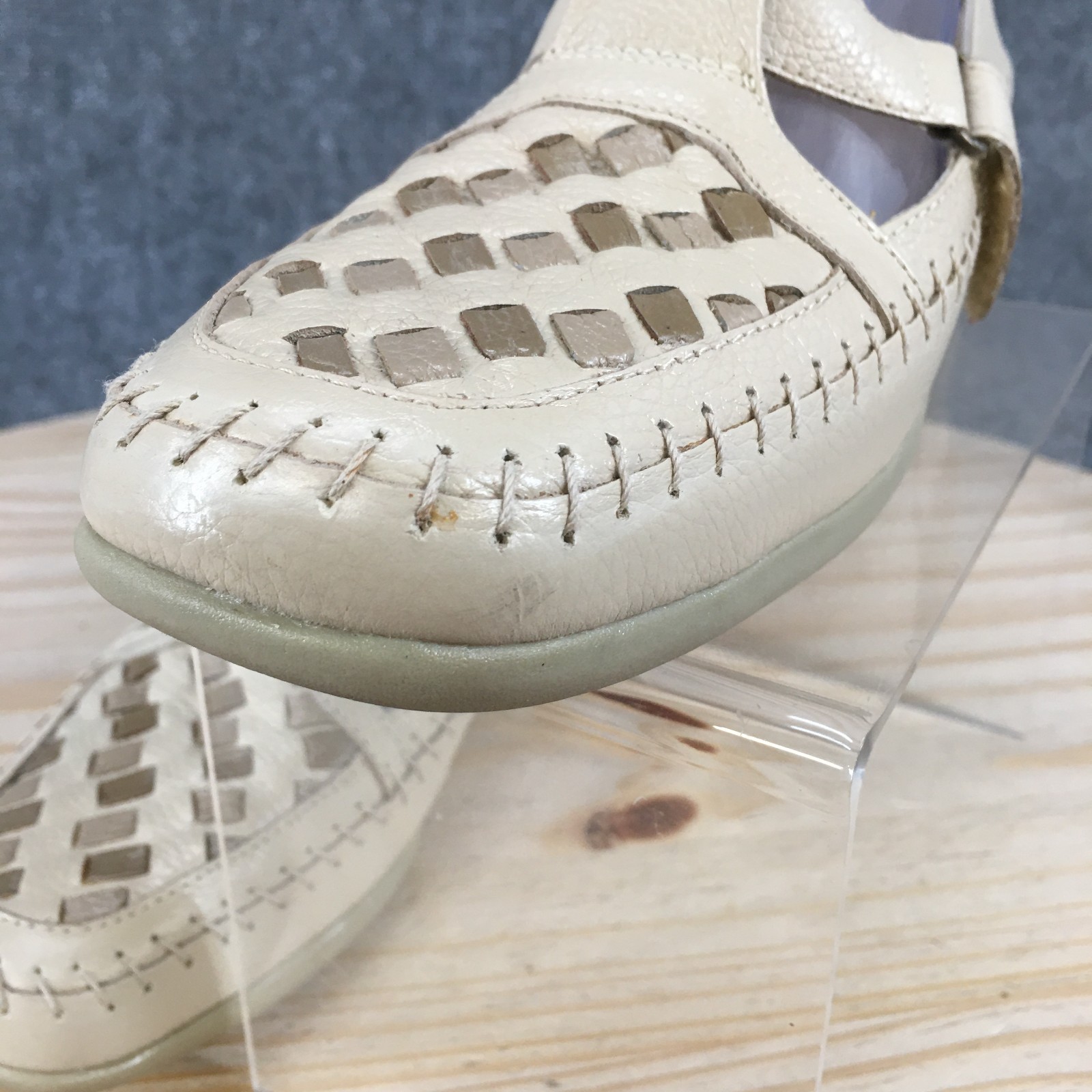 Mushrooms Shoes Womens 7 M Beige Mary Jane Leather Woven Casual Hook & Loop Low