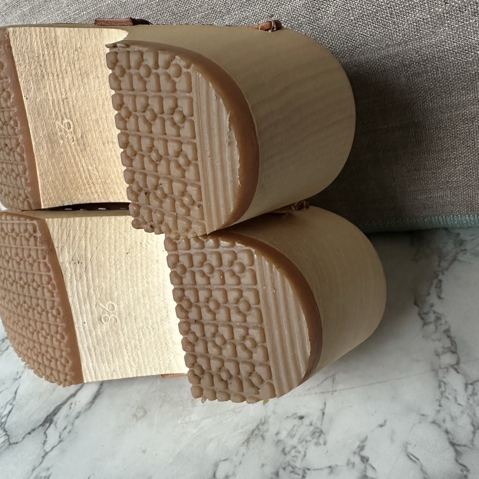 Sandgrens Tokyo Classic Clog Mule Caramel Saddle Tan Brown Size 36 US 6 EUC