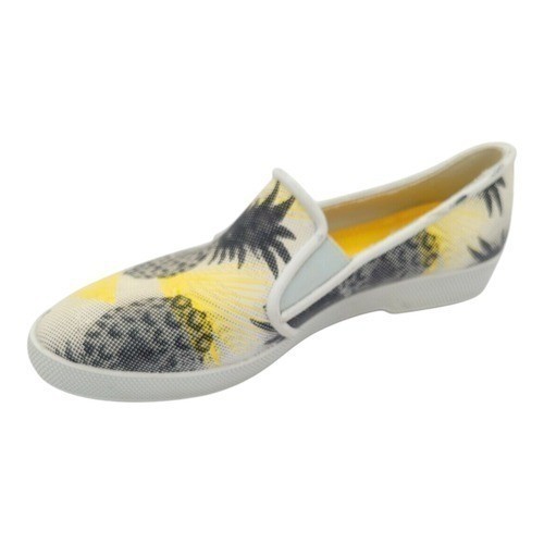 Cougar Shoes Samba Slip On Comfort Womens White Pineapple Waterproof Size 7