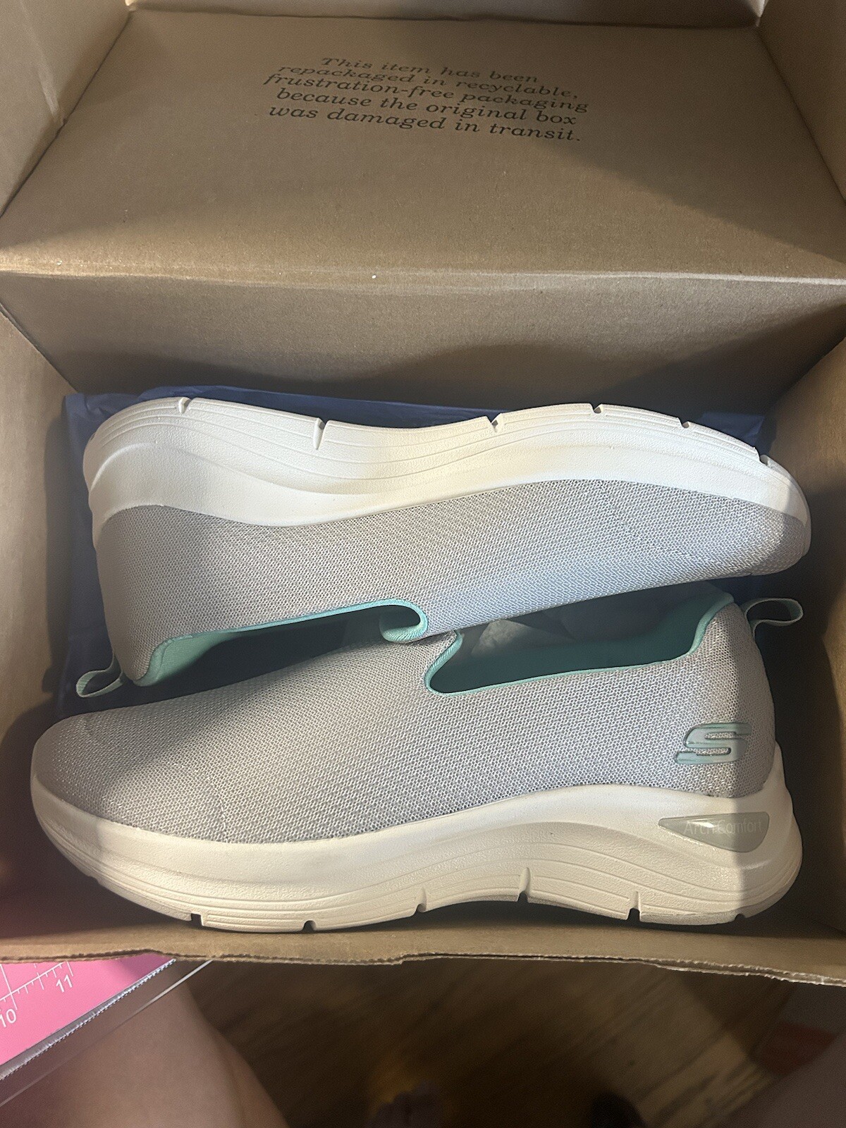 Skechers Ladies Arch Comfort Athletic Slip On Shoe Gray / Teal 56126 NEW Size 10