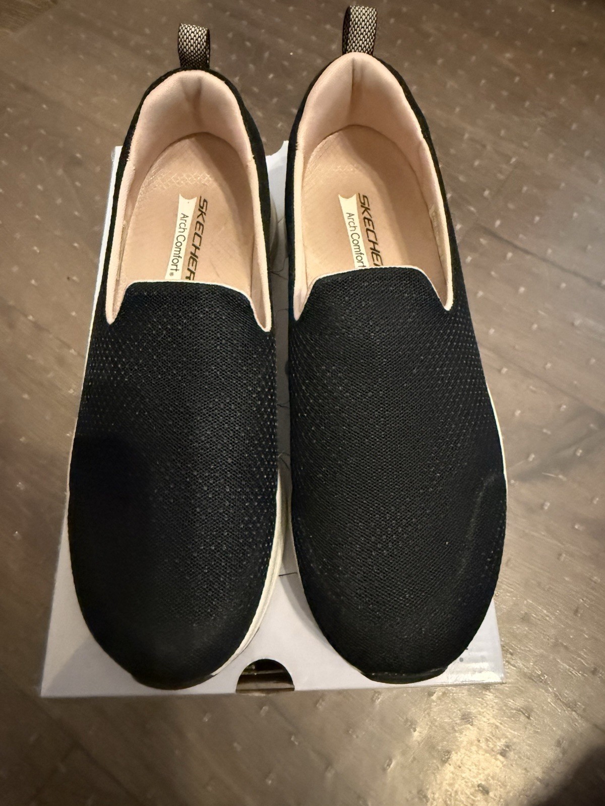 Skechers Arch Comfort Women’s Slip-On Shoes Black Fabric Arch Support US 8.5