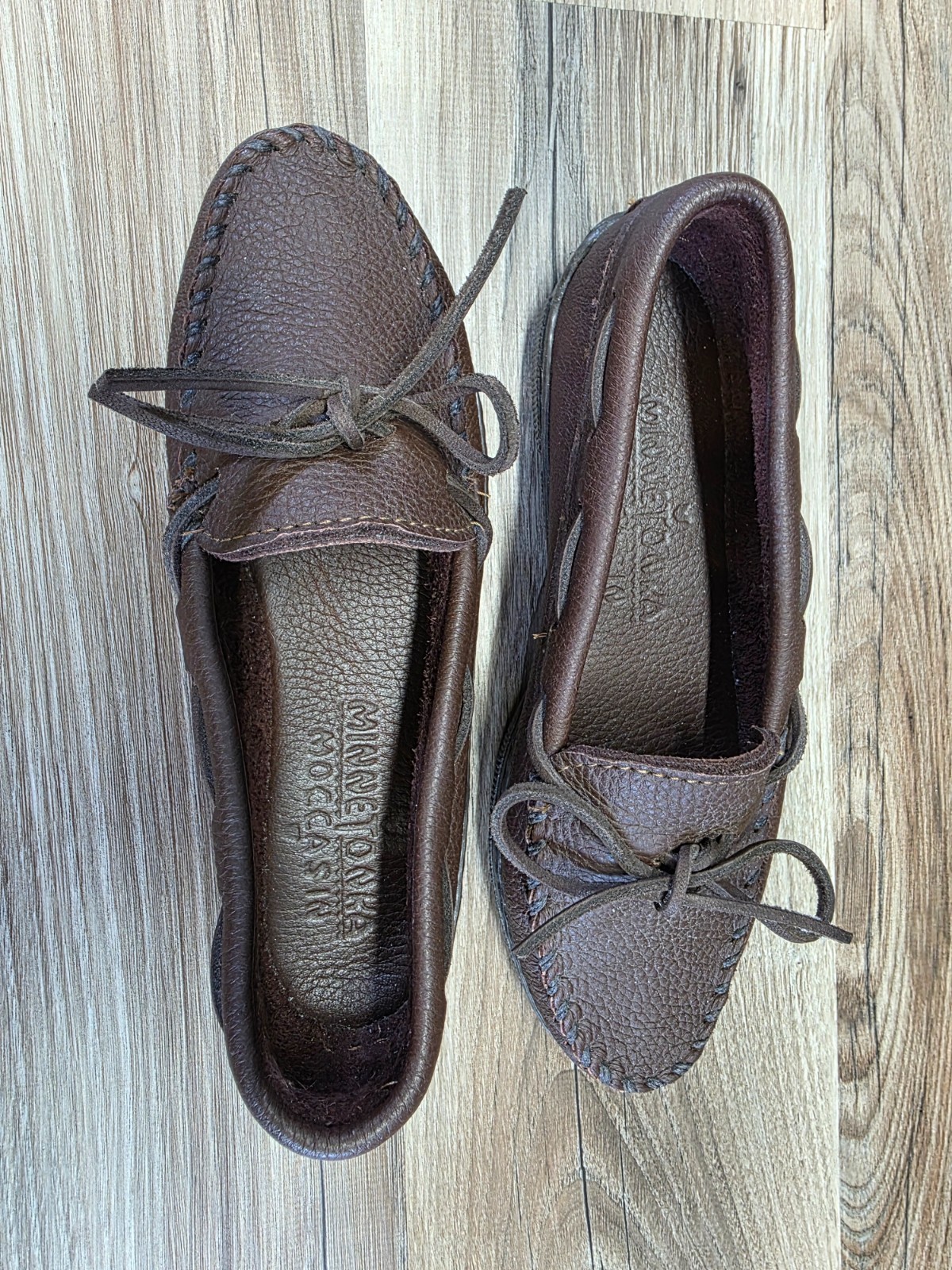 Minnetonka Classic 492W Moccasins Brown Moosehide Leather Slip On Women’s 7.5