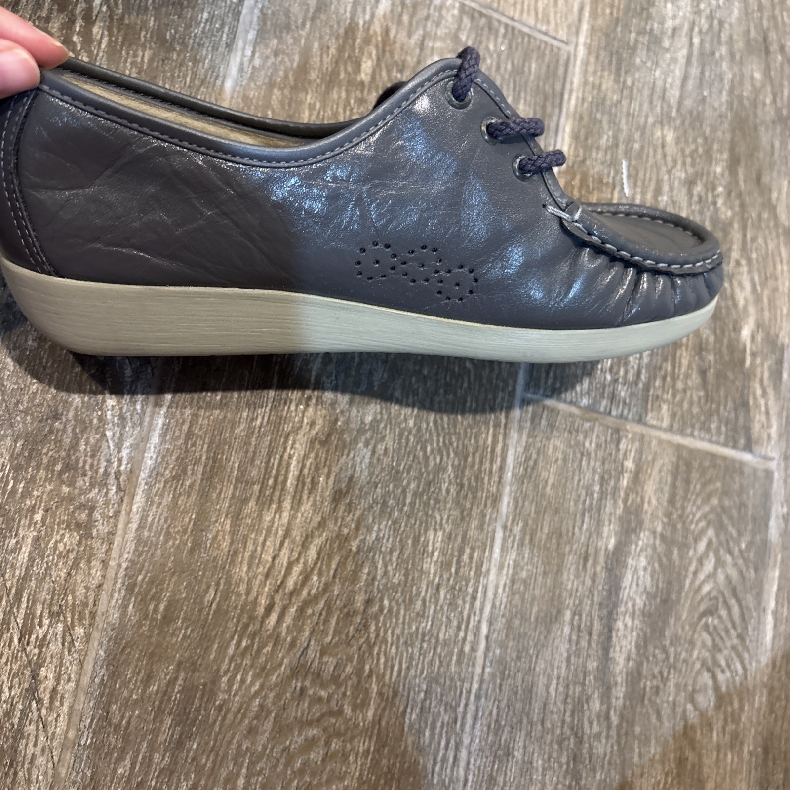 SAS Women’s Handsewn Lace Up Oxfords Size 9