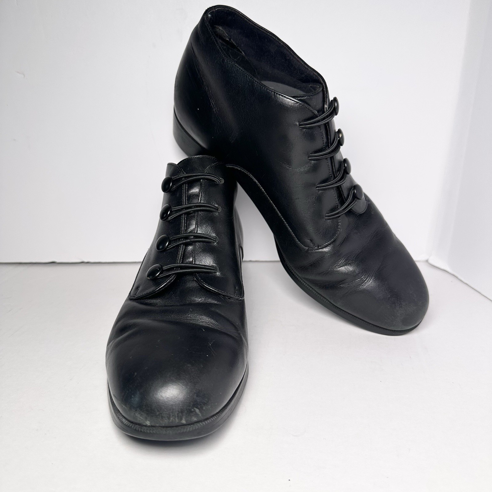 VTG Munro American Zurich Women’s Black Leather Ankle Boots-9-Button Up Witchy
