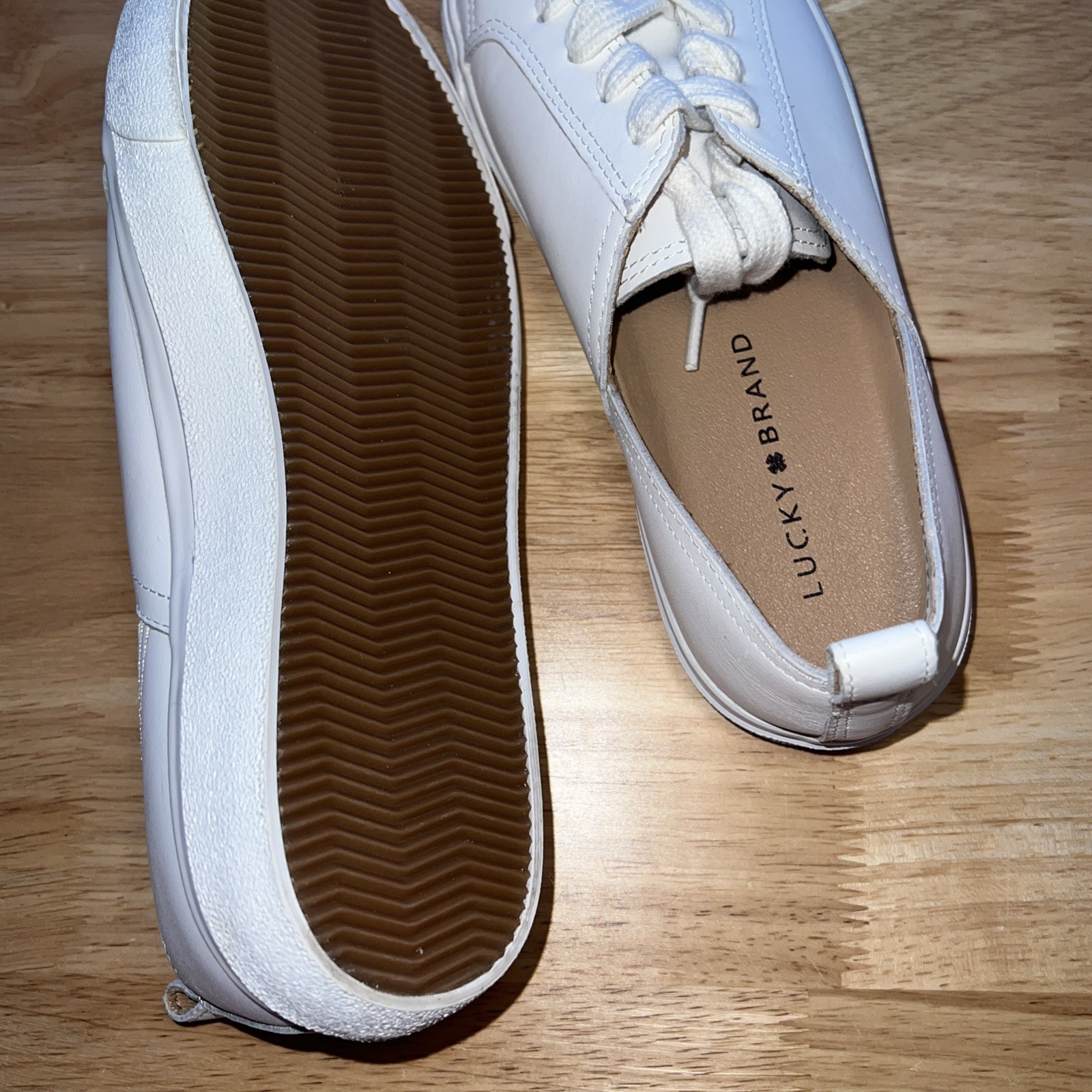 Lucky Brand Women’s Dansbey White Leather Lace Up Sneakers Size 6.5
