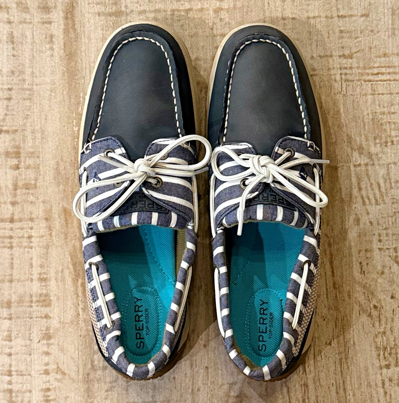 Sperry Top-Sider Navy/White Striped Leather Boat Shoes Womens 11M